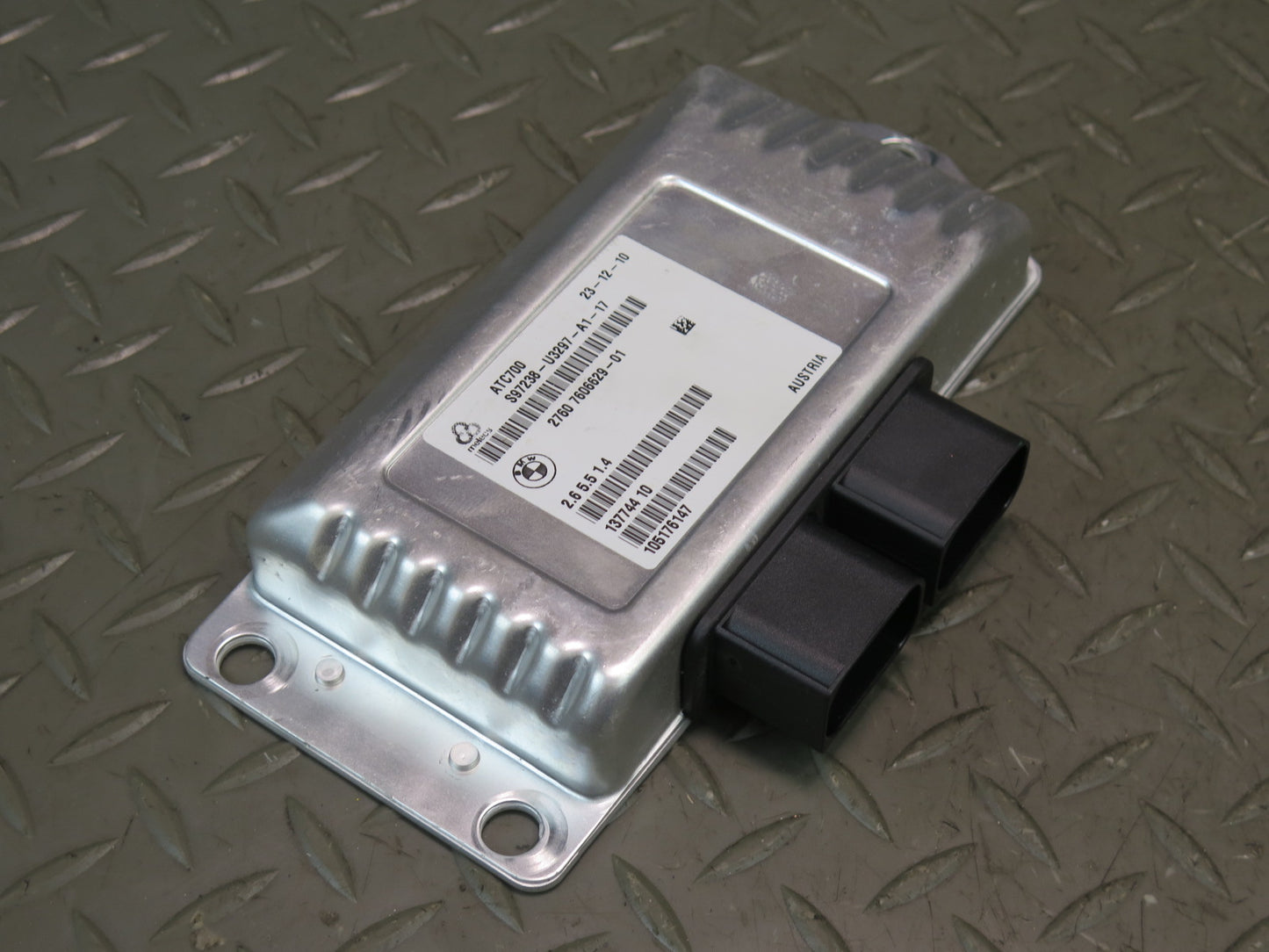 2008-2014 BMW E71 E72 X6 X6M ATC700 Transfer Case Control Module 7606629