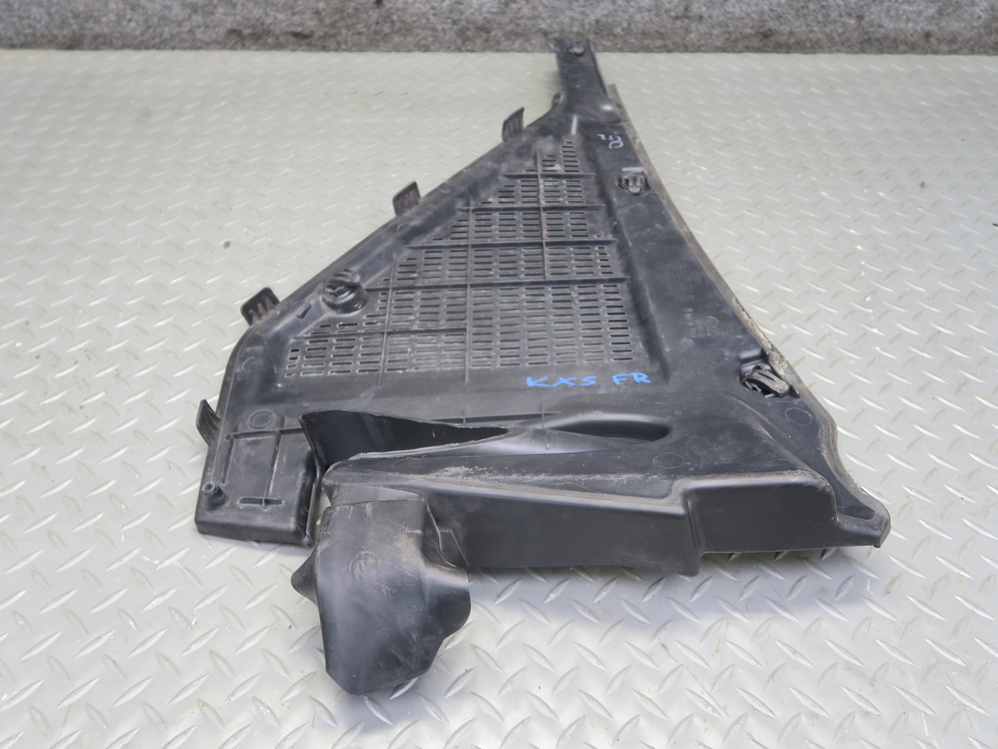 2008-2014 BMW E71 E72 X6 X6M Front Right Cabin Air Filter Cover