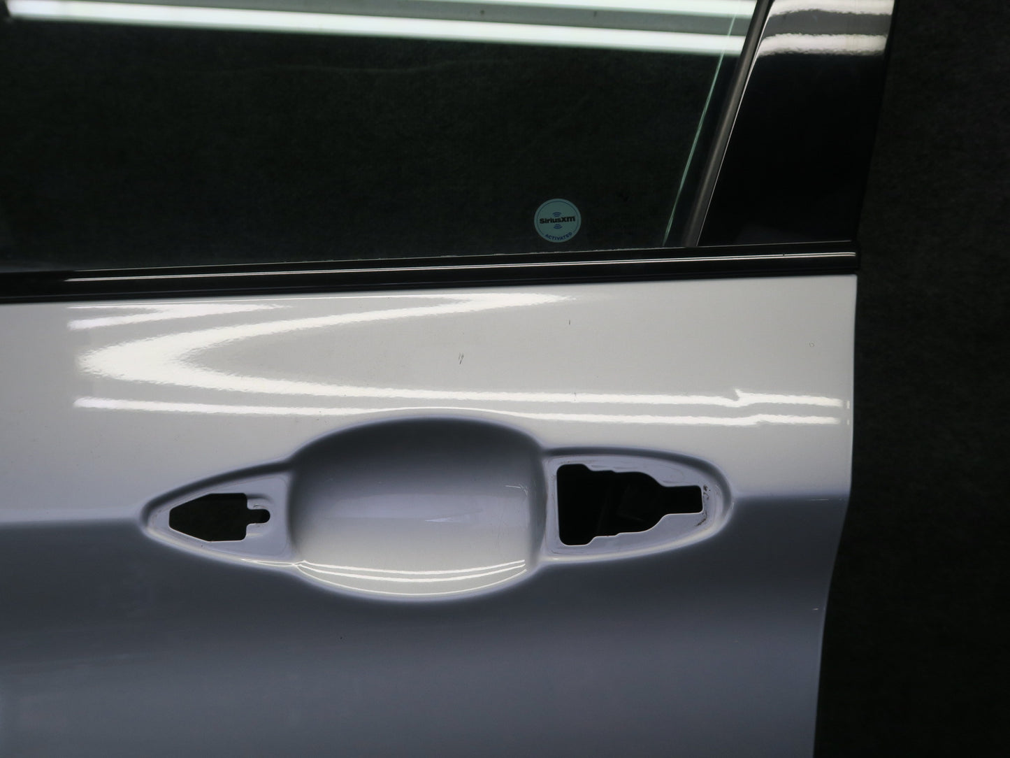 2014-2018 BMW F15 X5 Front Left Side Door Shell Panel Silver W/ Glass