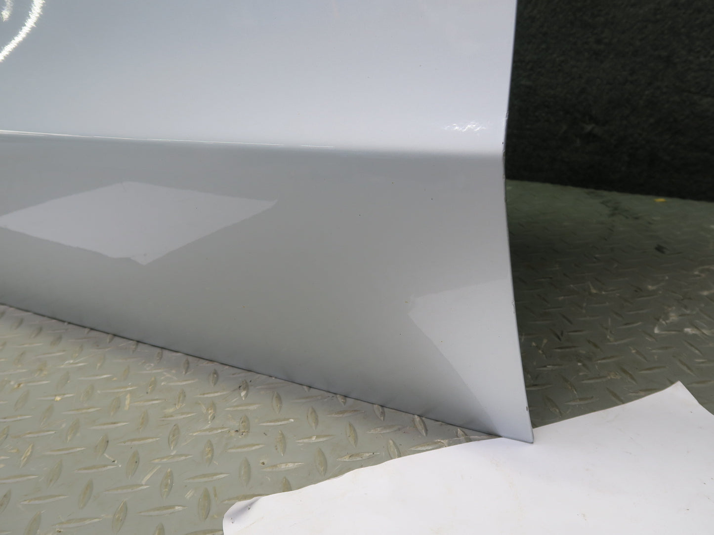 2014-2018 BMW F15 X5 Front Left Side Door Shell Panel Silver W/ Glass