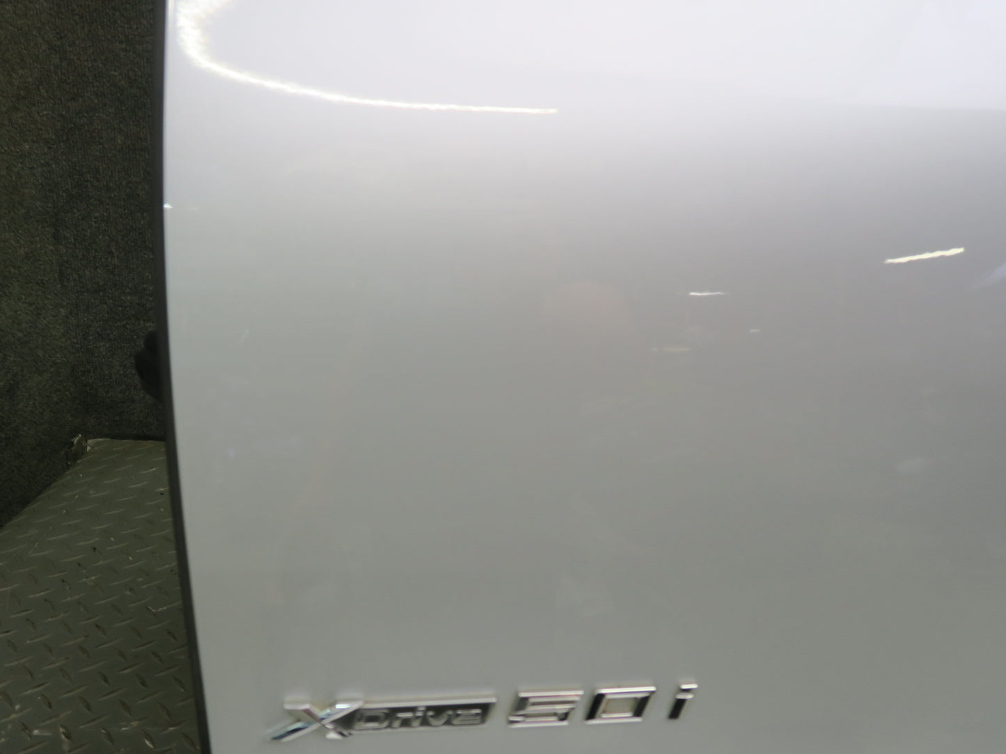 2014-2018 BMW F15 X5 Front Left Side Door Shell Panel Silver W/ Glass