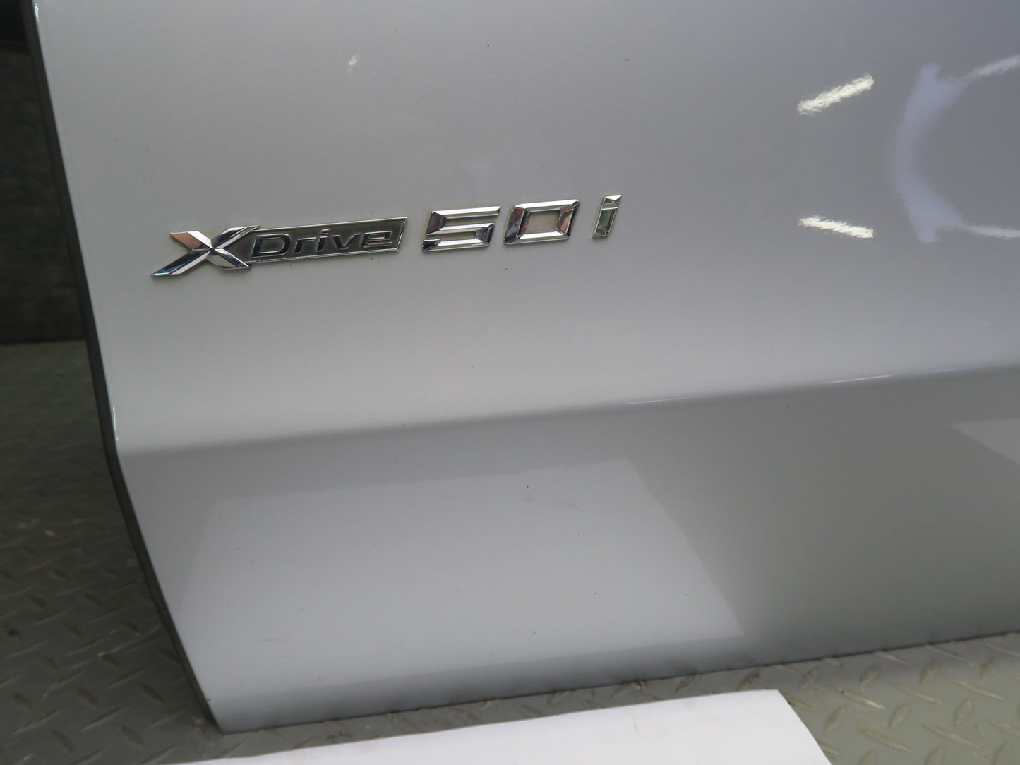 2014-2018 BMW F15 X5 Front Left Side Door Shell Panel Silver W/ Glass