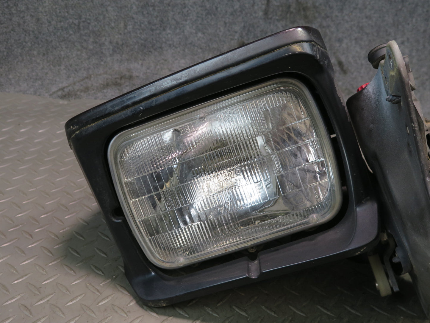 89-92 Toyota Supra MA70L Front Right POP UP Headlight Lamp w Cover & Motor OEM