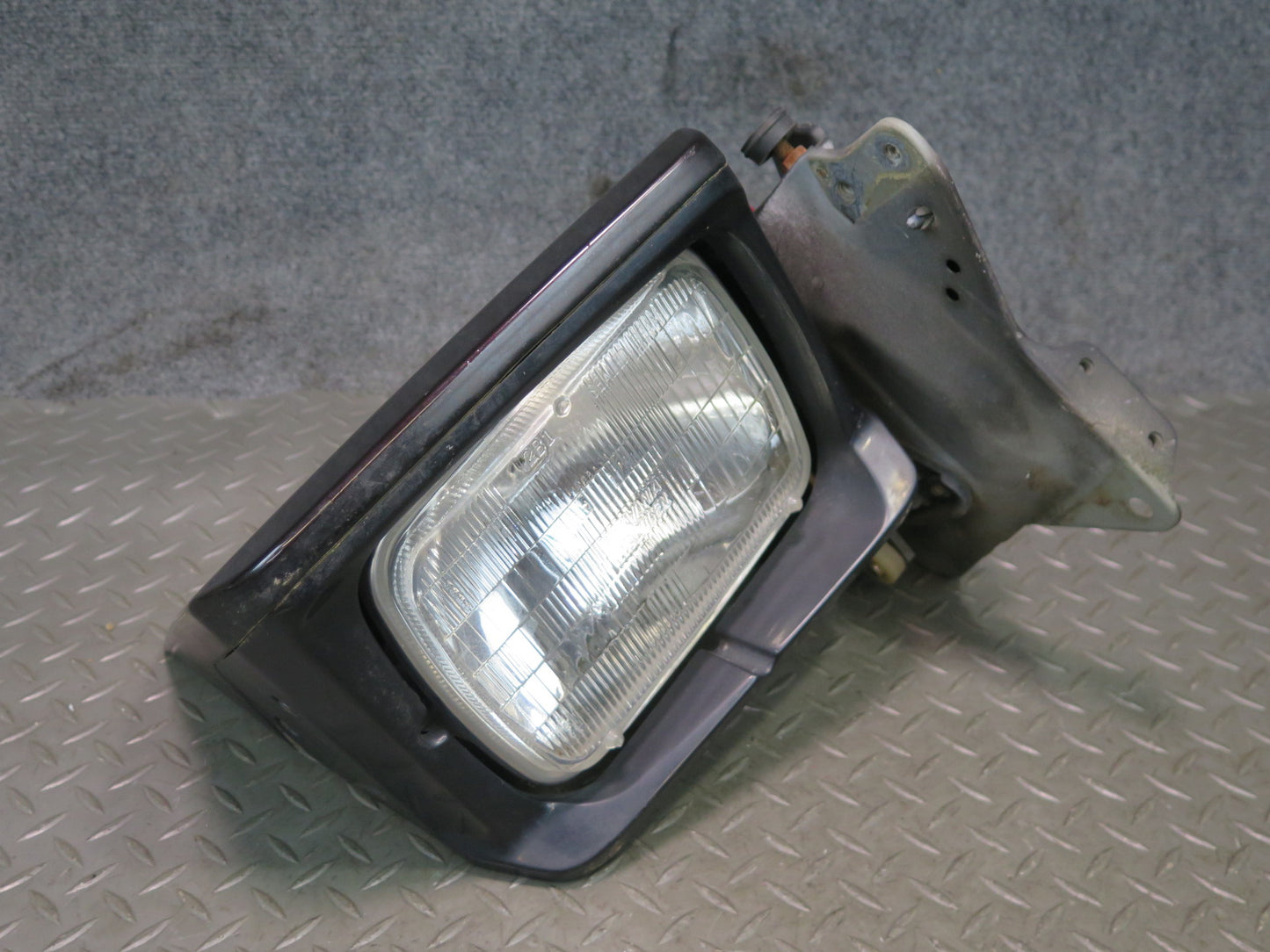 89-92 Toyota Supra MA70L Front Right POP UP Headlight Lamp w Cover & Motor OEM