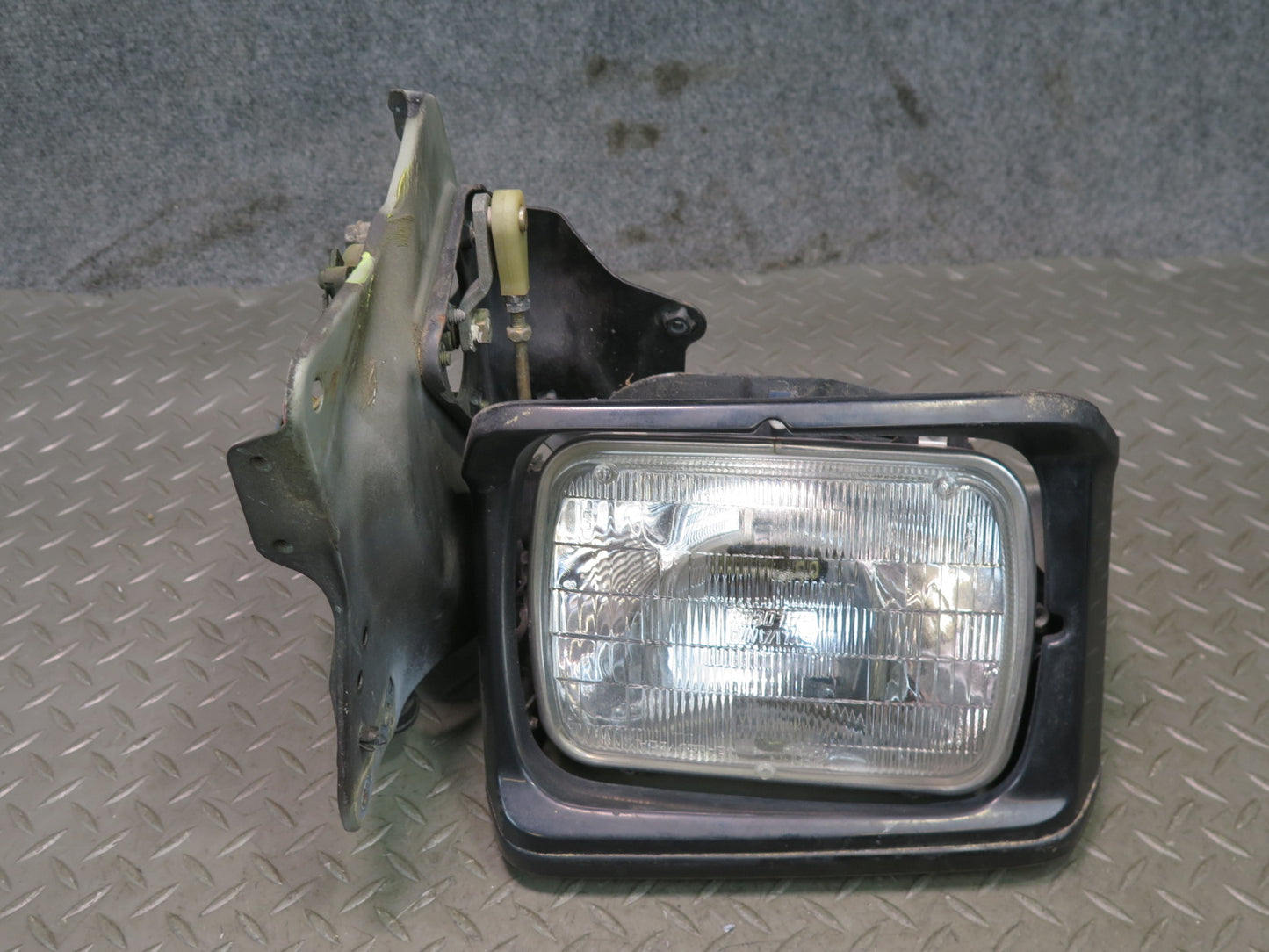 89-92 Toyota Supra MA70L Front Right POP UP Headlight Lamp w Cover & Motor OEM