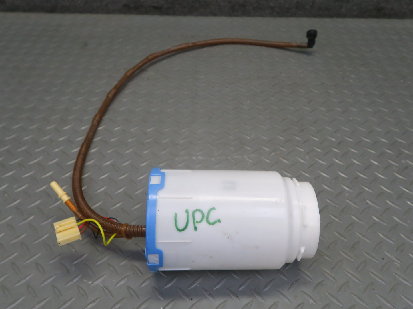 2011-2018 Porsche Cayenne 958 4.8L Fuel Pump Level Sensor Sending Unit Set