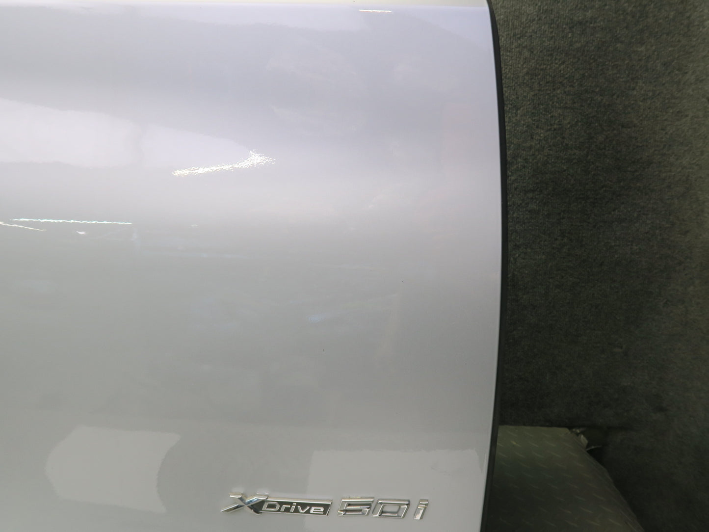 2014-2018 BMW F15 X5 Front Right Side Door Shell Panel Silver W/ Glass