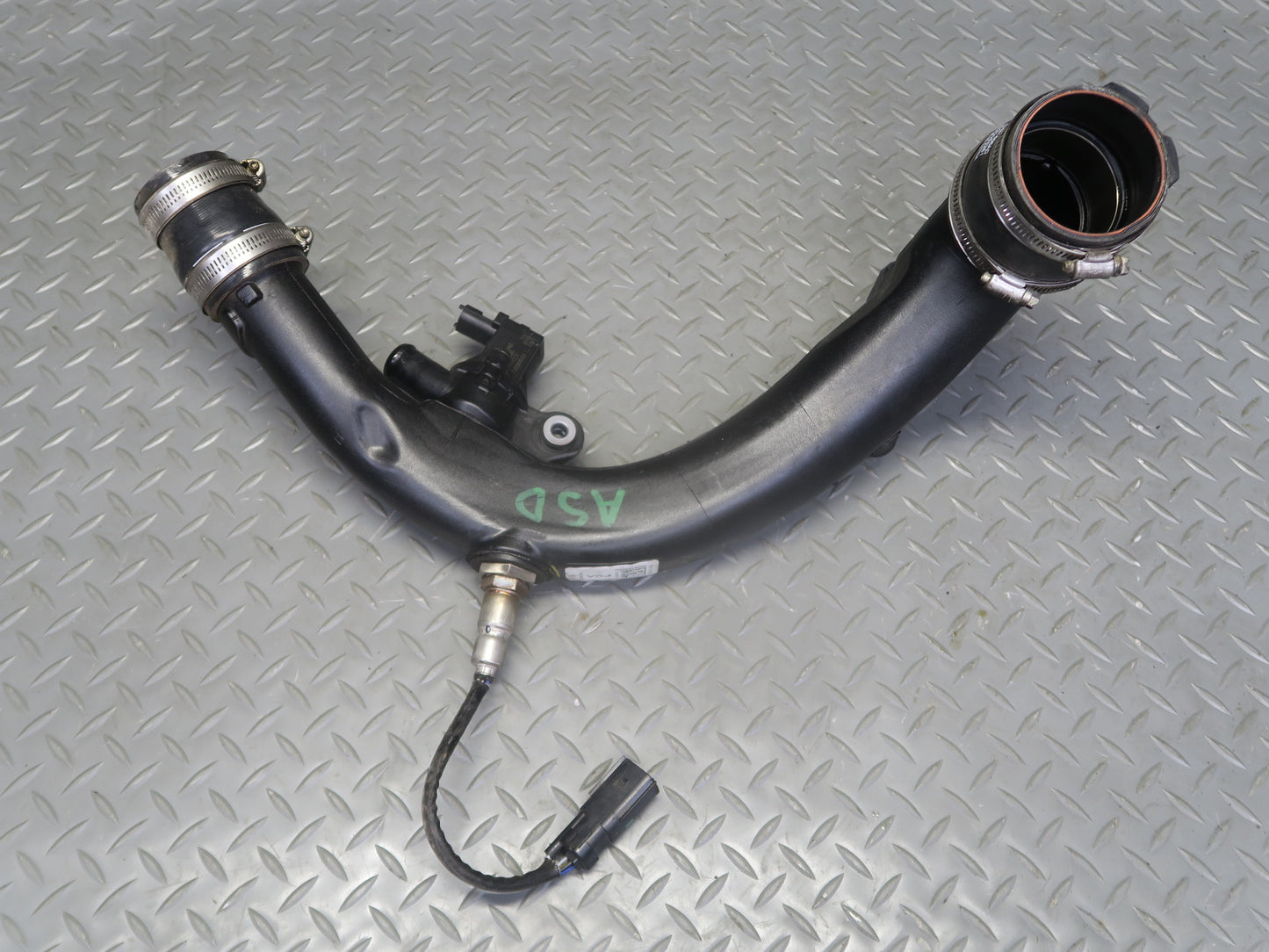 2017-2020 Alfa Romeo Stelvio 2.0L Turbo Inlet Air Intake Duct Hose Tube 88K