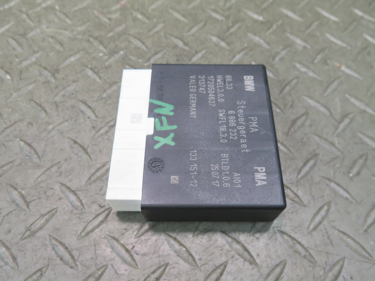 2014-2018 BMW F15 X5 PDC Parking Assist Distance Control Module 6886232