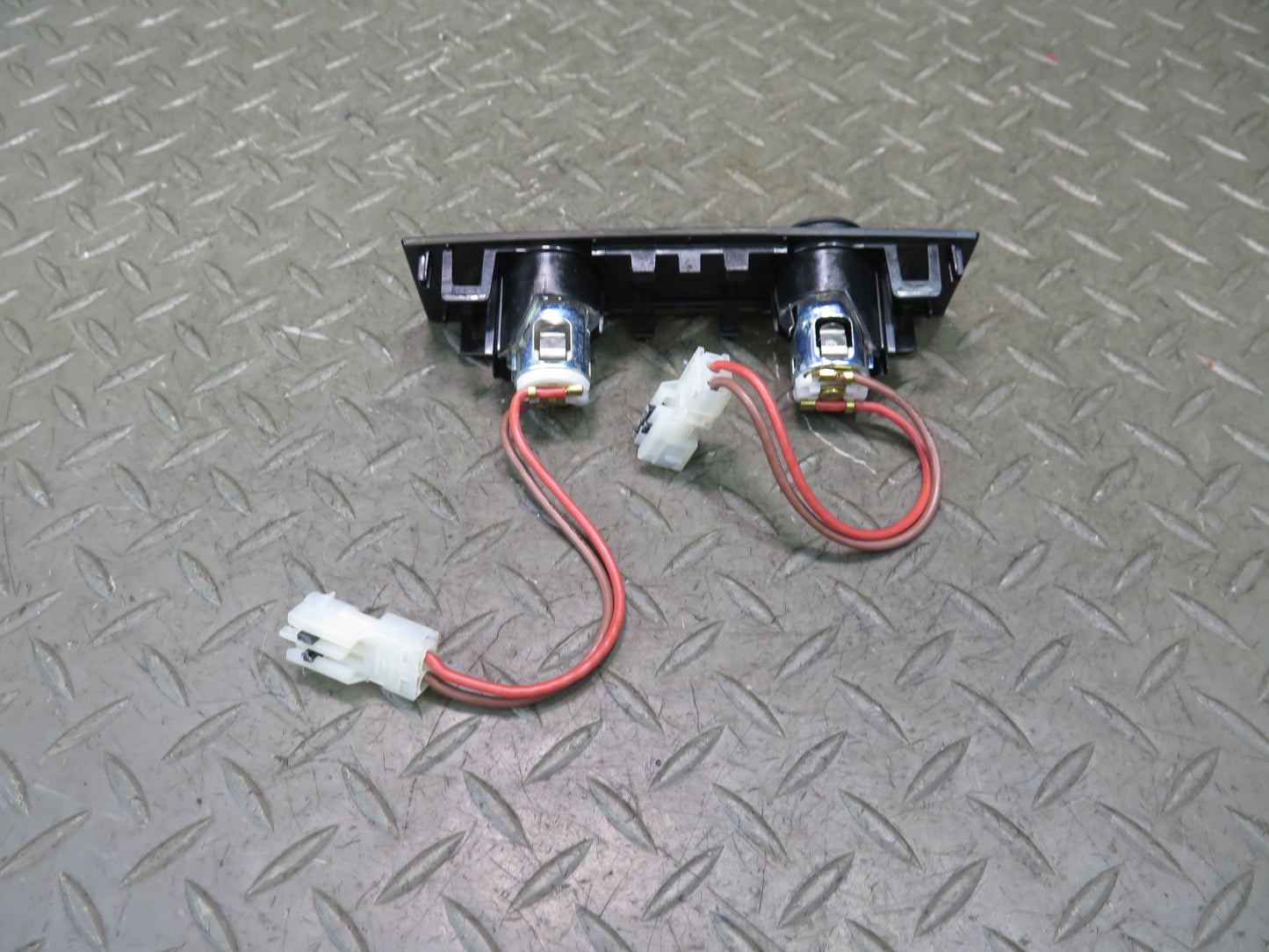 2014-2018 BMW F15 X5 Rear Center Console Power Outlet Socket 9252009
