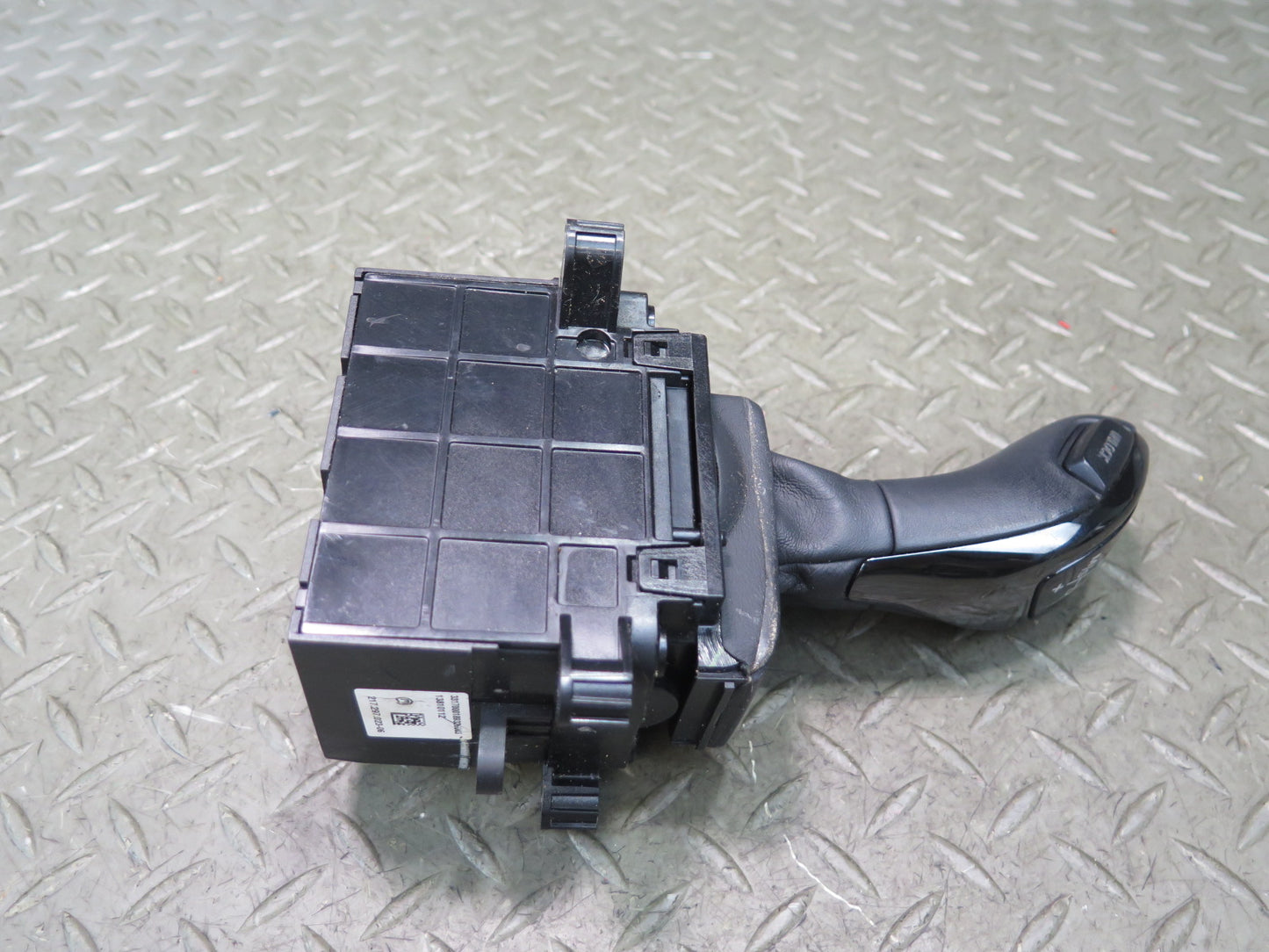2014-2018 BMW F15 X5 A/T Automatic Transmission Shifter Gear Selector 6832383