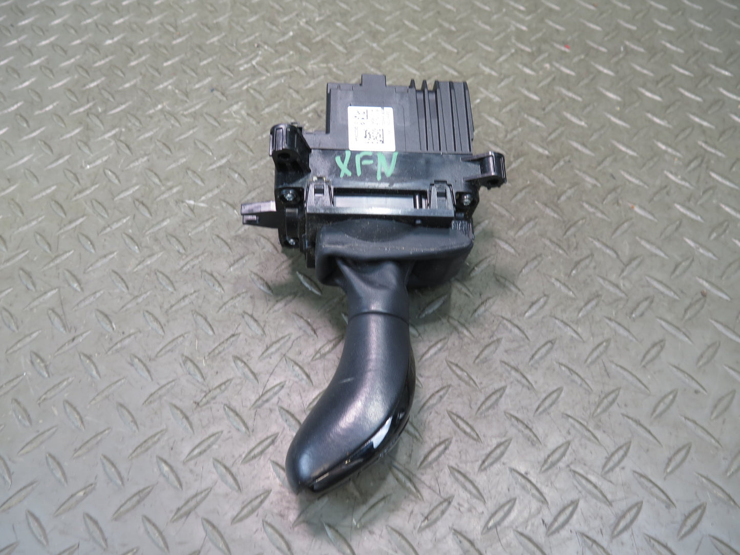 2014-2018 BMW F15 X5 A/T Automatic Transmission Shifter Gear Selector 6832383