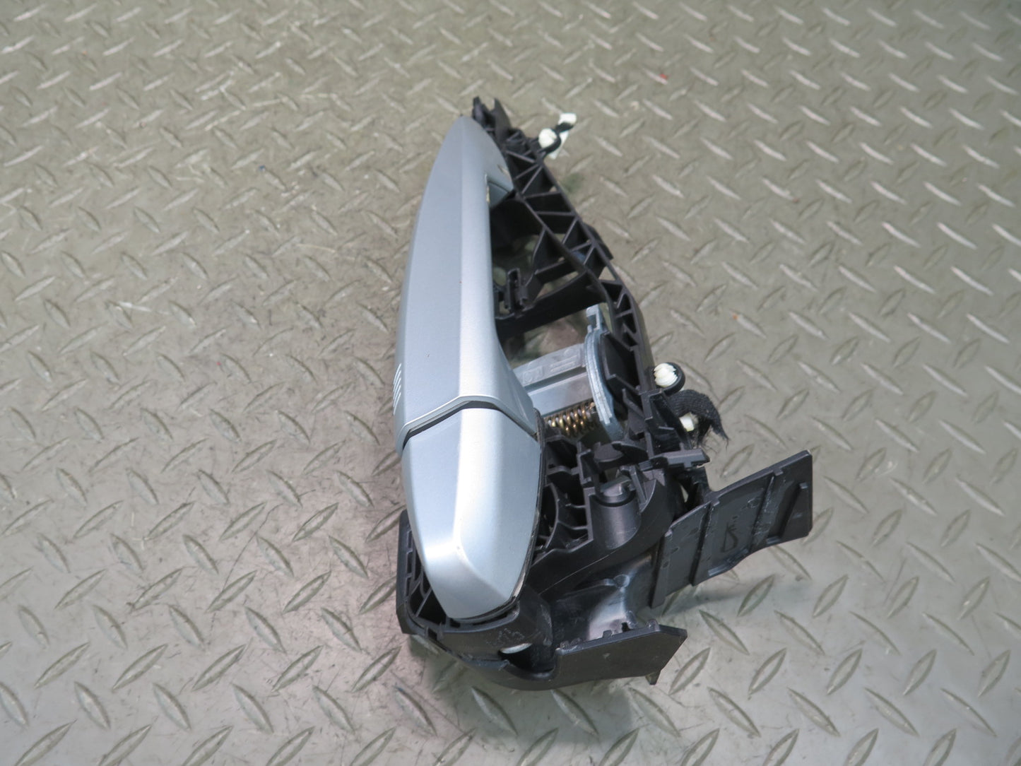 14-18 BMW F15 X5 Front Right Door Exterior Handle w Keyless Silver