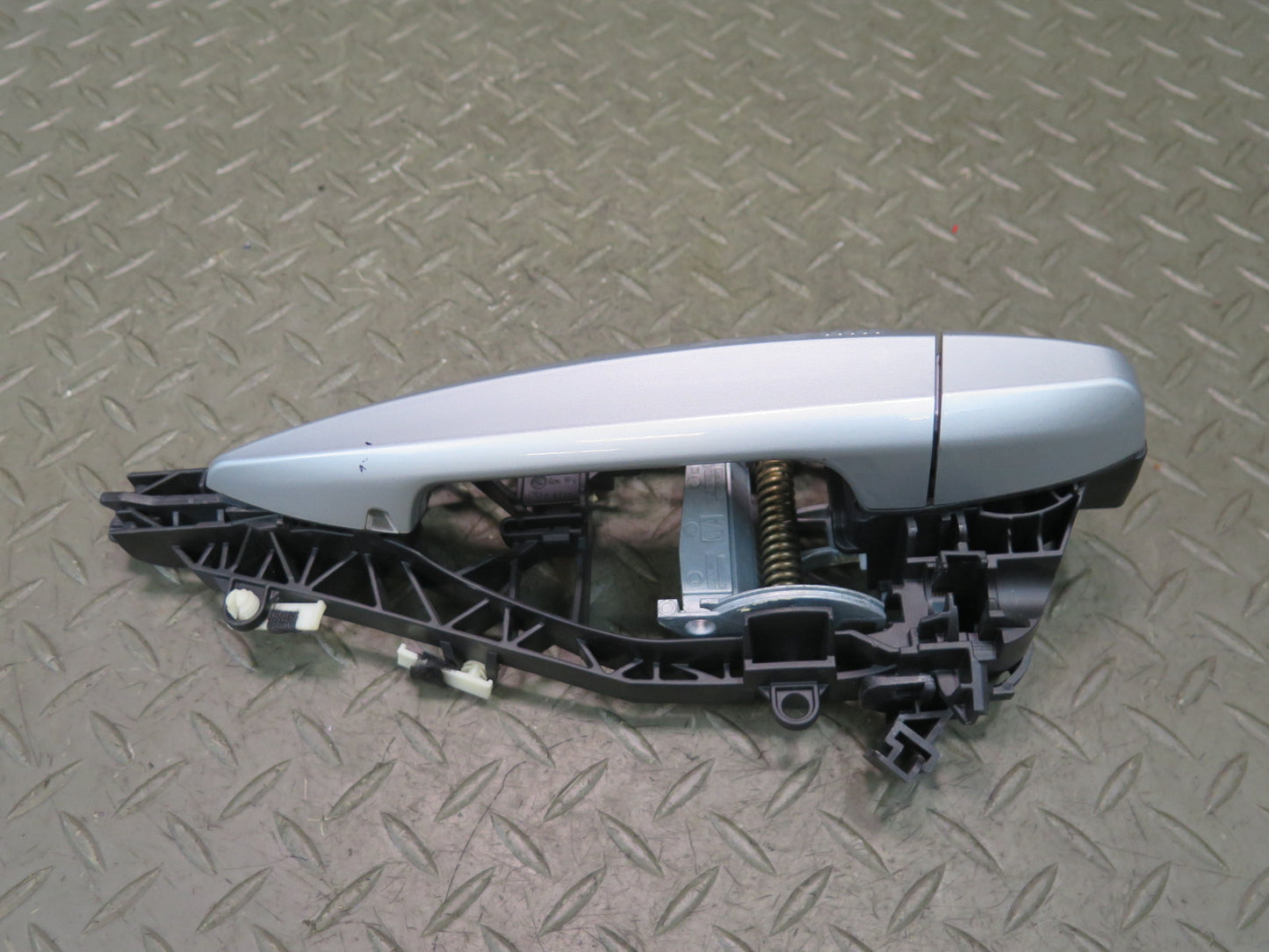 2014-2018 BMW F15 X5 Rear Left Side Door Exterior Handle W/ Keyless Silver