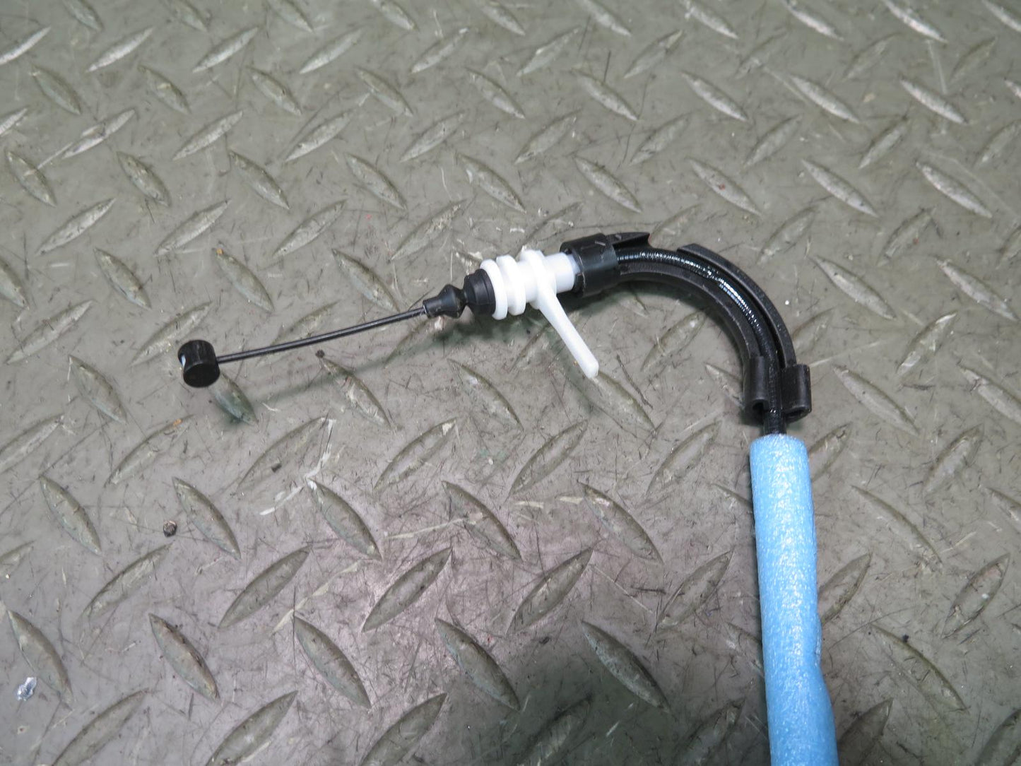 2014-2018 BMW F15 X5 Rear Right Side Door Lock Latch Actuator W/ Cable