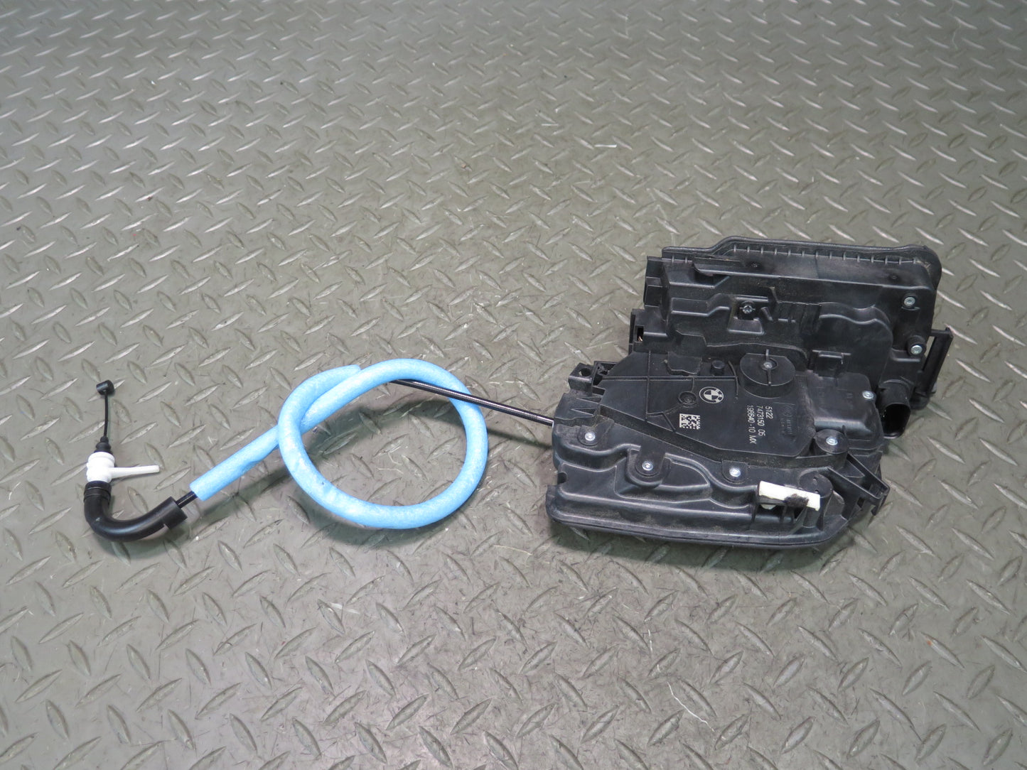 2014-2018 BMW F15 X5 Rear Right Side Door Lock Latch Actuator W/ Cable