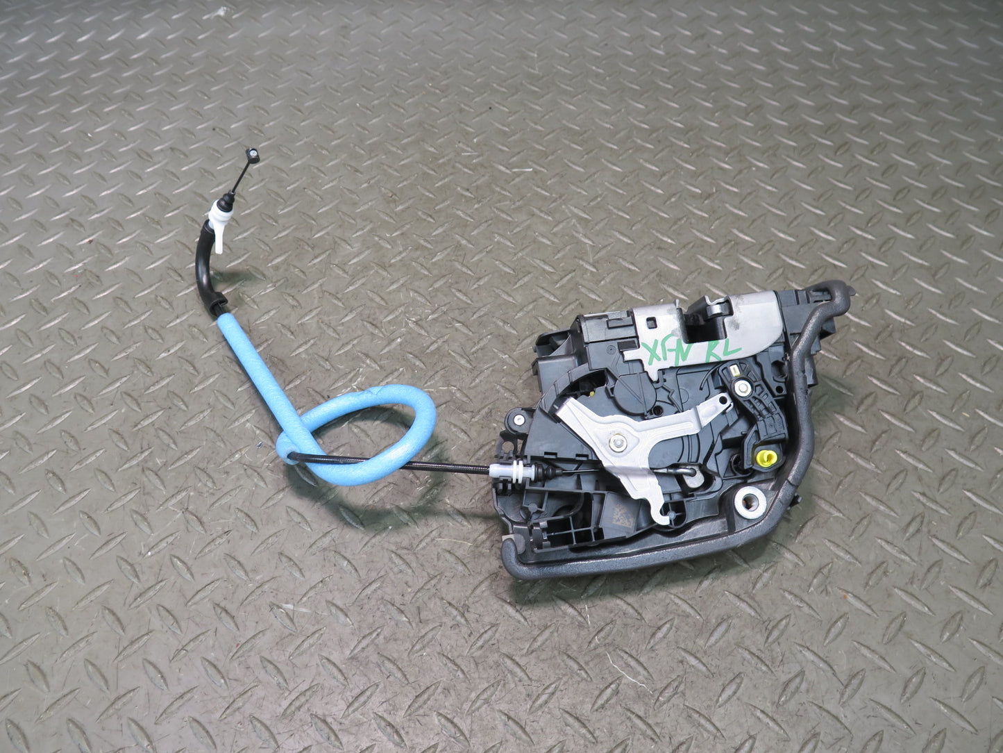 2014-2018 BMW F15 X5 Rear Left Side Door Lock Latch Actuator W/ Cable