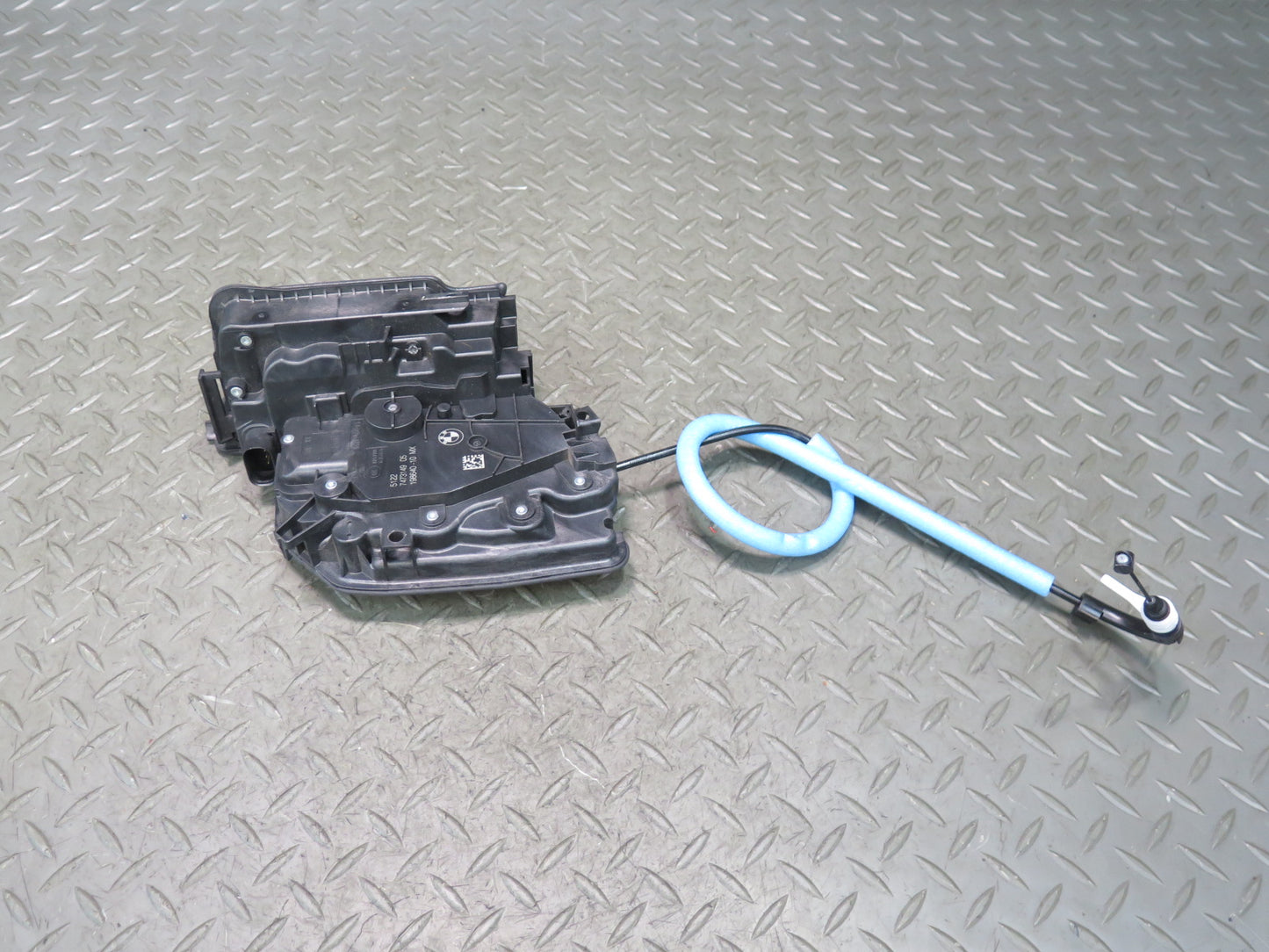 2014-2018 BMW F15 X5 Rear Left Side Door Lock Latch Actuator W/ Cable
