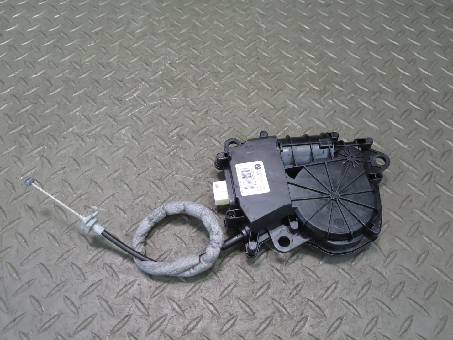 2014-2018 BMW F15 X5 Rear Hatch Trunk Lid Latch Lock Actuator