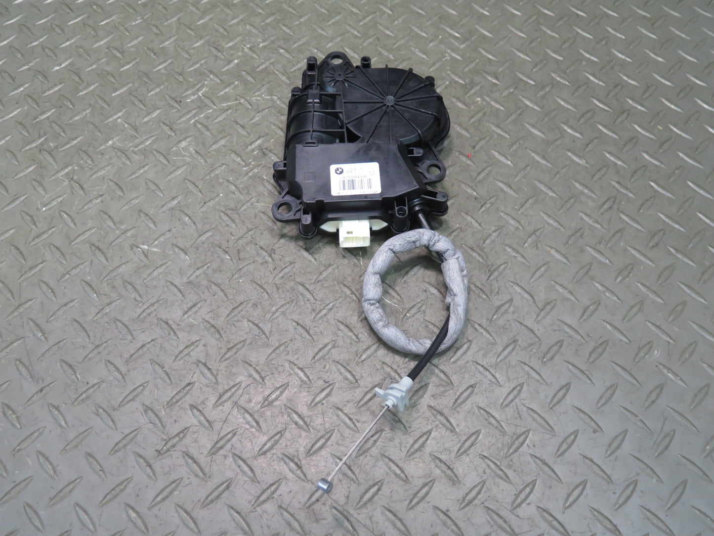 2014-2018 BMW F15 X5 Rear Hatch Trunk Lid Latch Lock Actuator