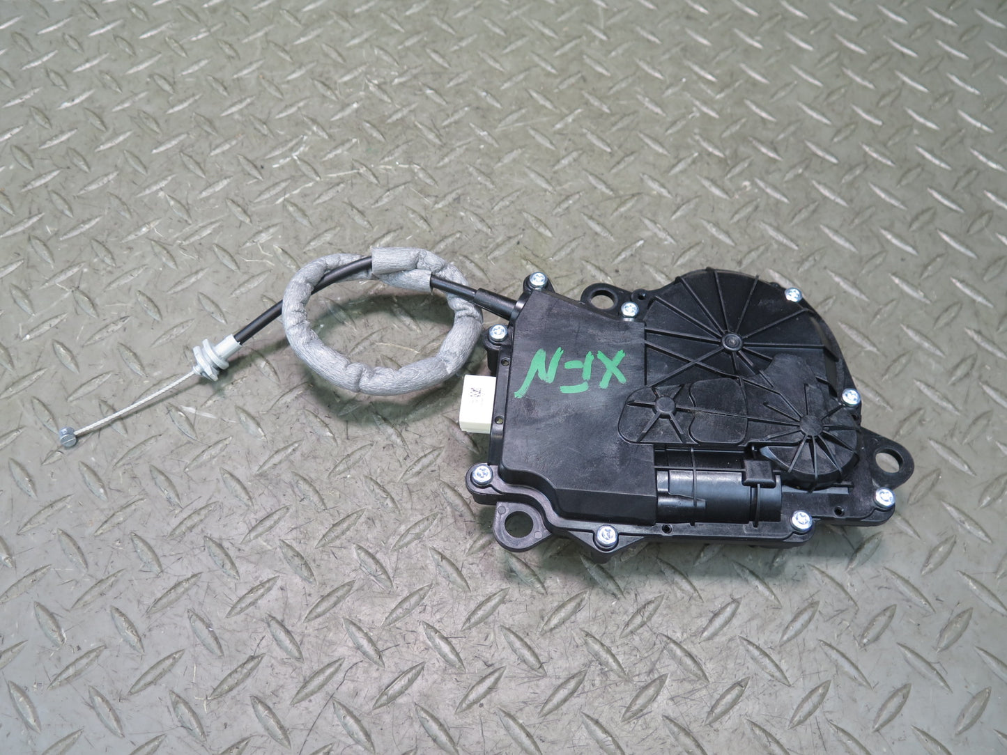 2014-2018 BMW F15 X5 Rear Hatch Trunk Lid Latch Lock Actuator