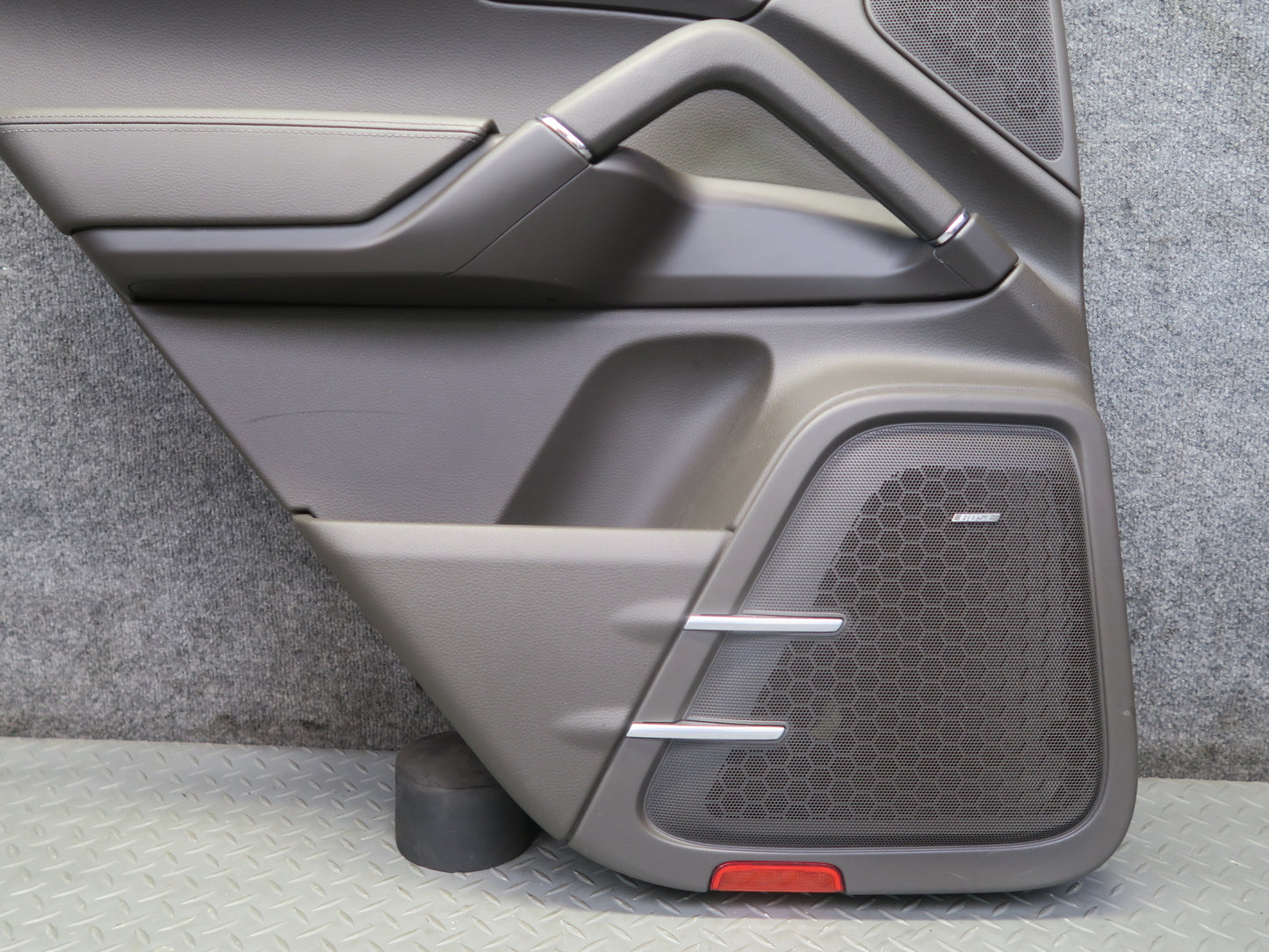 2011-2018 Porsche Cayenne 958 Rear Left & Right Door Interior Trim Panel Set