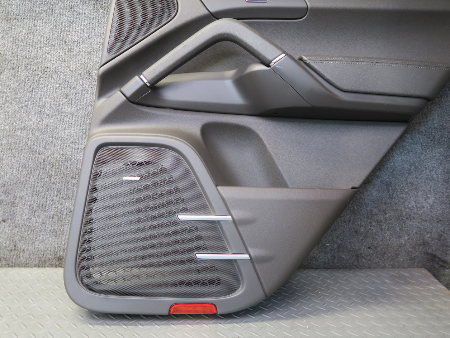 2011-2018 Porsche Cayenne 958 Rear Left & Right Door Interior Trim Panel Set
