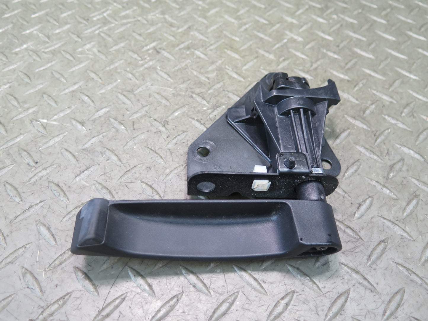 2014-2018 BMW F15 X5 Rear Trunk Tailgate Hatch Latch Lock Actuator