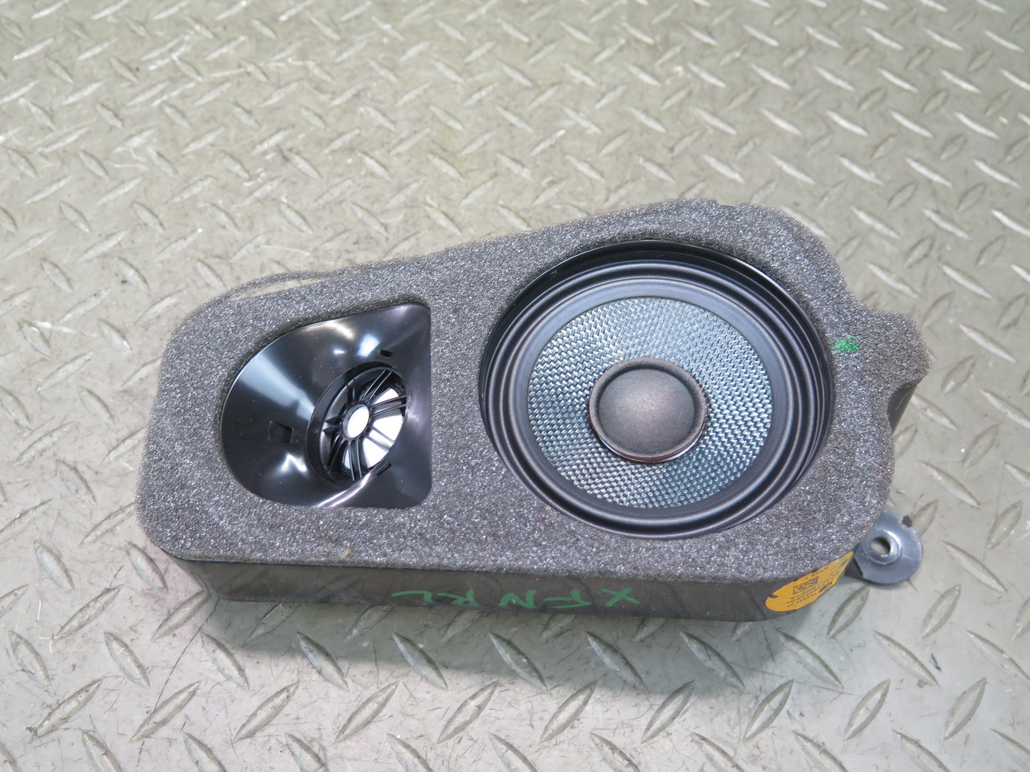 2014-2018 BMW F15 X5 Rear Left & Right TOP Hi-fi Harman Audio Speaker Set