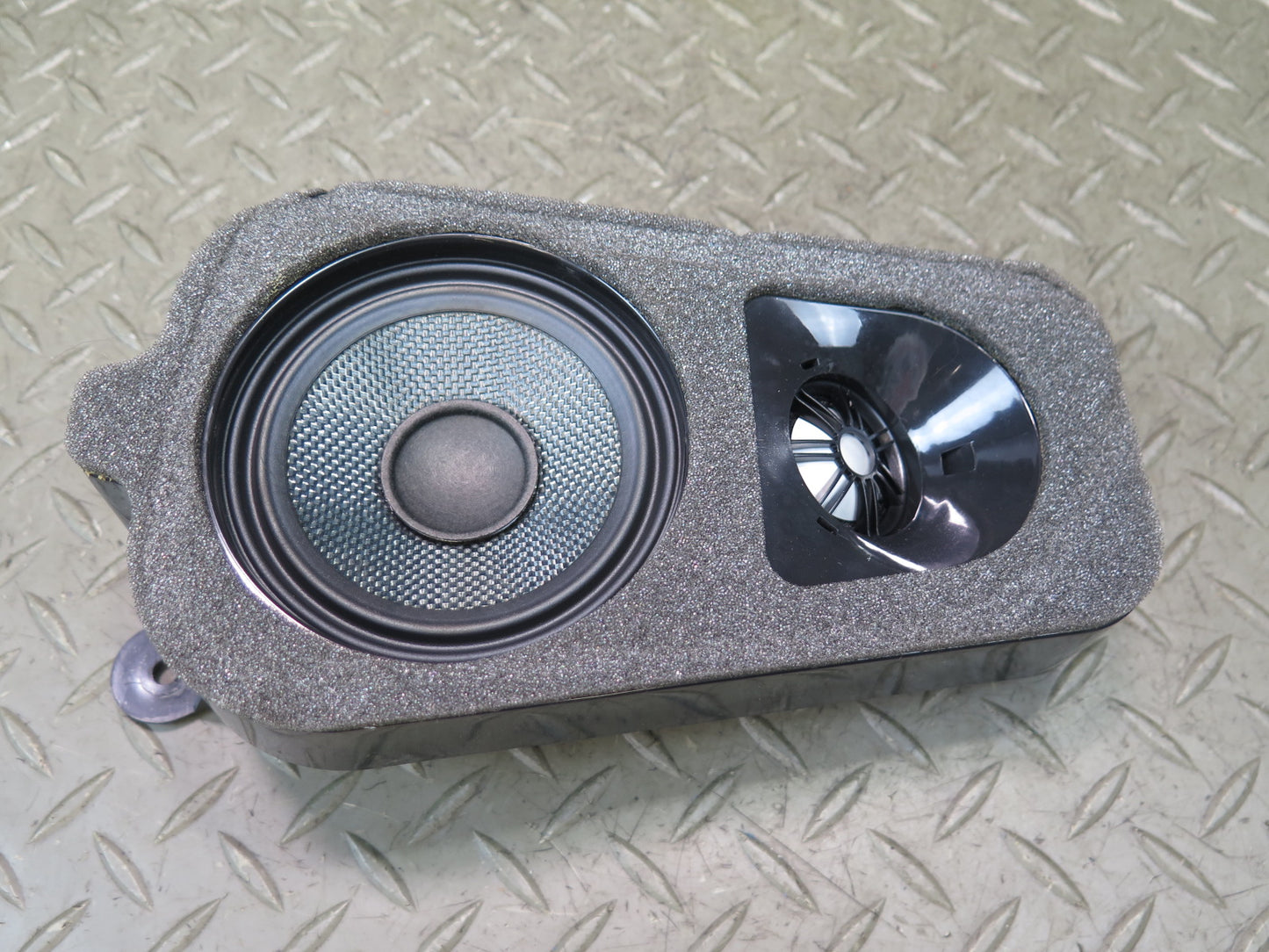 2014-2018 BMW F15 X5 Rear Left & Right TOP Hi-fi Harman Audio Speaker Set