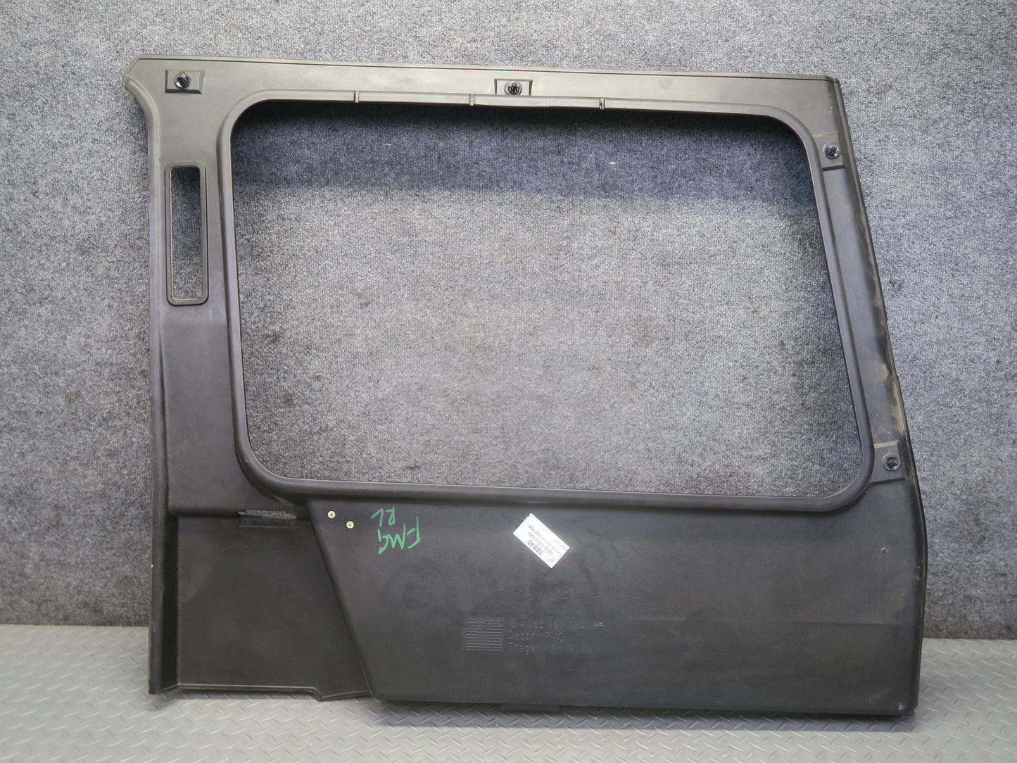 2002-2005 Mercedes W463 G500 Rear Left & Right Quarter Trim Cover Panel Set of 2