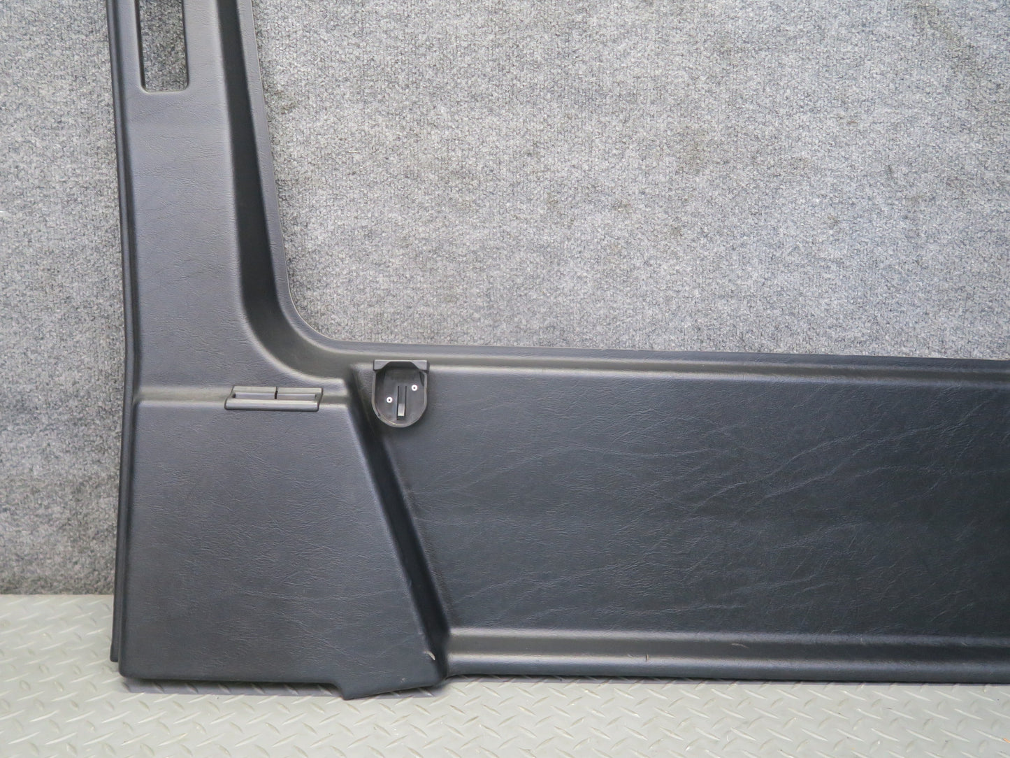 2002-2005 Mercedes W463 G500 Rear Left & Right Quarter Trim Cover Panel Set of 2