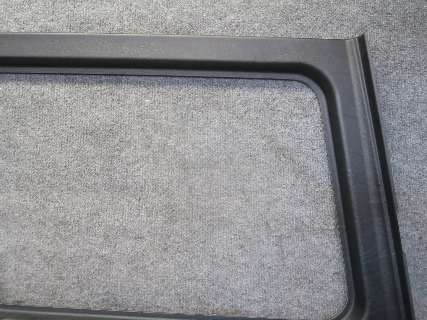 2002-2005 Mercedes W463 G500 Rear Left & Right Quarter Trim Cover Panel Set of 2