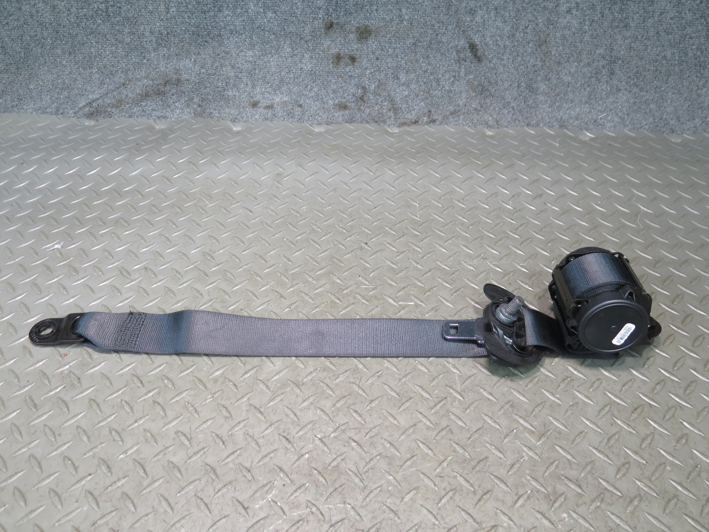 14-18 BMW F15 X5 REAR RIGHT & LEFT SIDE SEATBELT RETRACTOR SET OEM