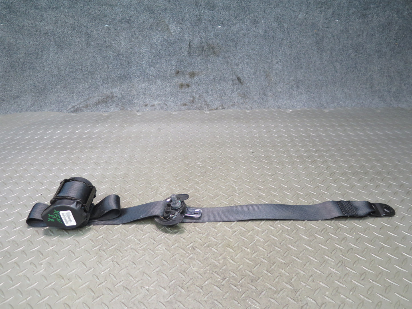 14-18 BMW F15 X5 REAR RIGHT & LEFT SIDE SEATBELT RETRACTOR SET OEM
