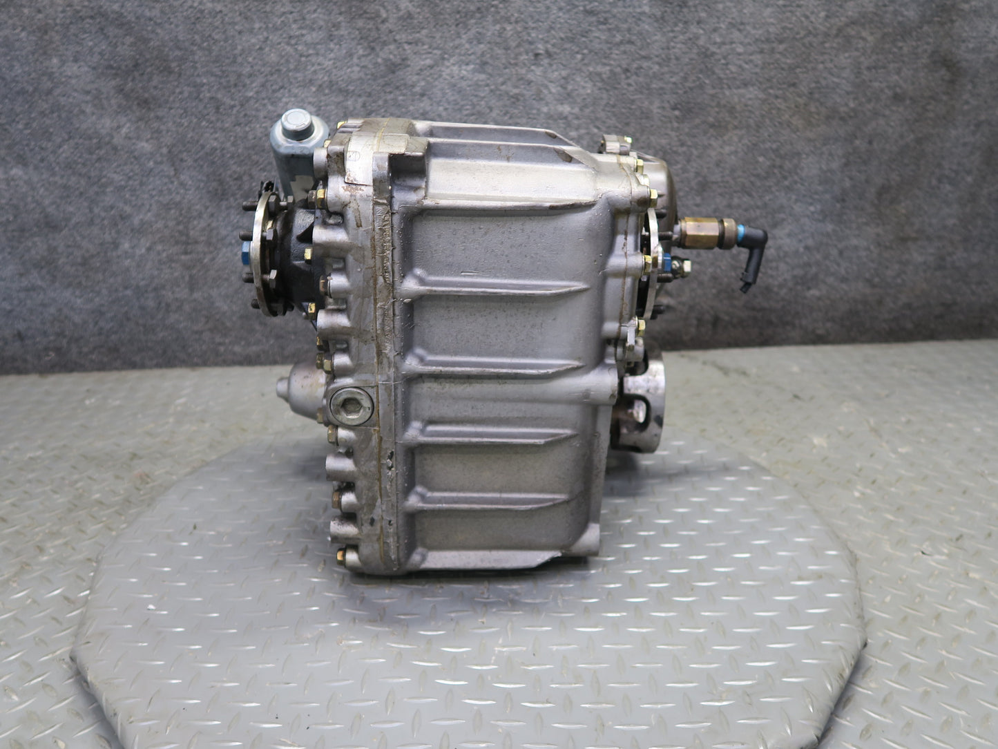 2002-2012 Mercedes W463 G500 Transfer Case Box Motor Assembly 4632810704