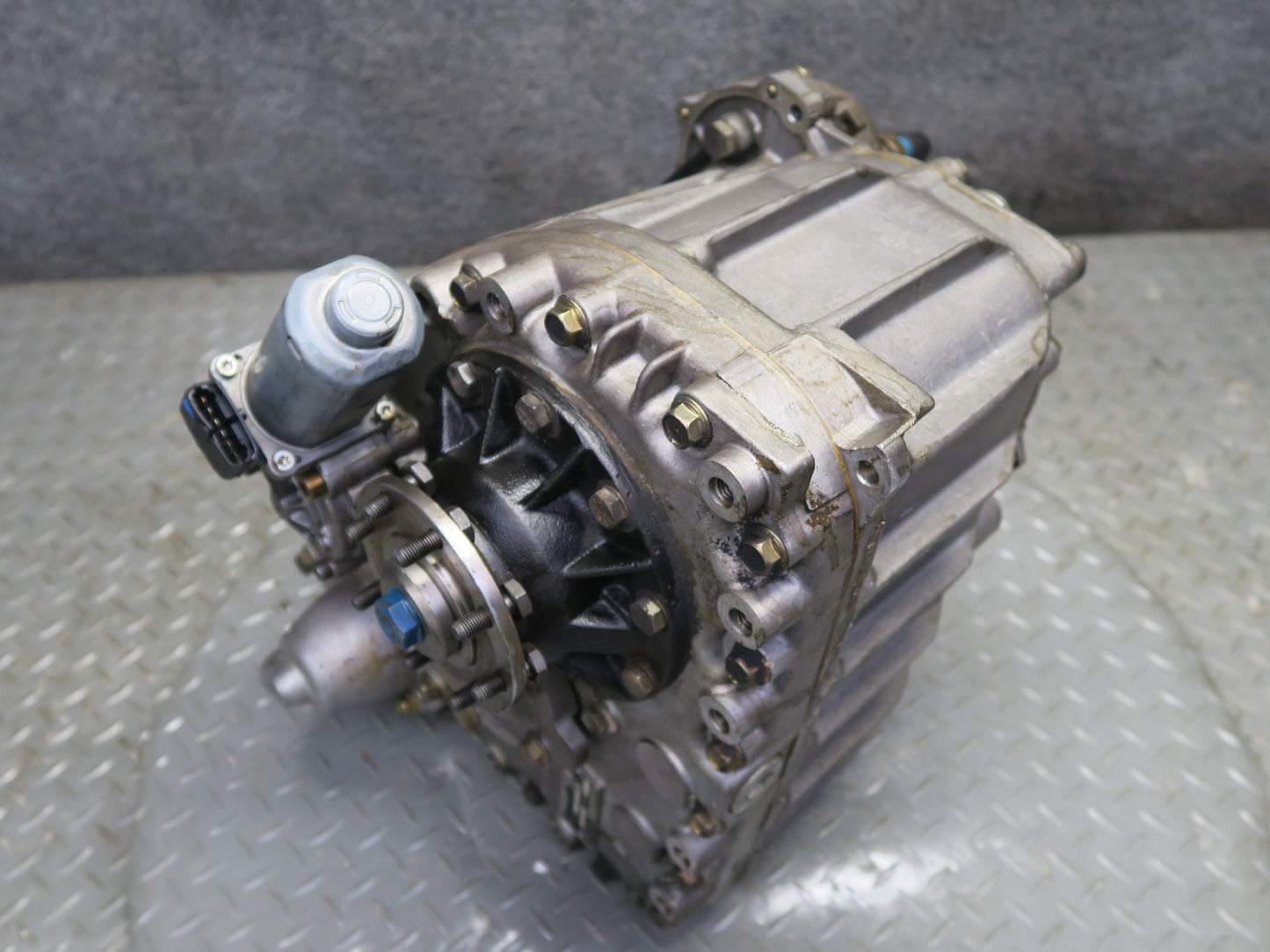 2002-2012 Mercedes W463 G500 Transfer Case Box Motor Assembly 4632810704
