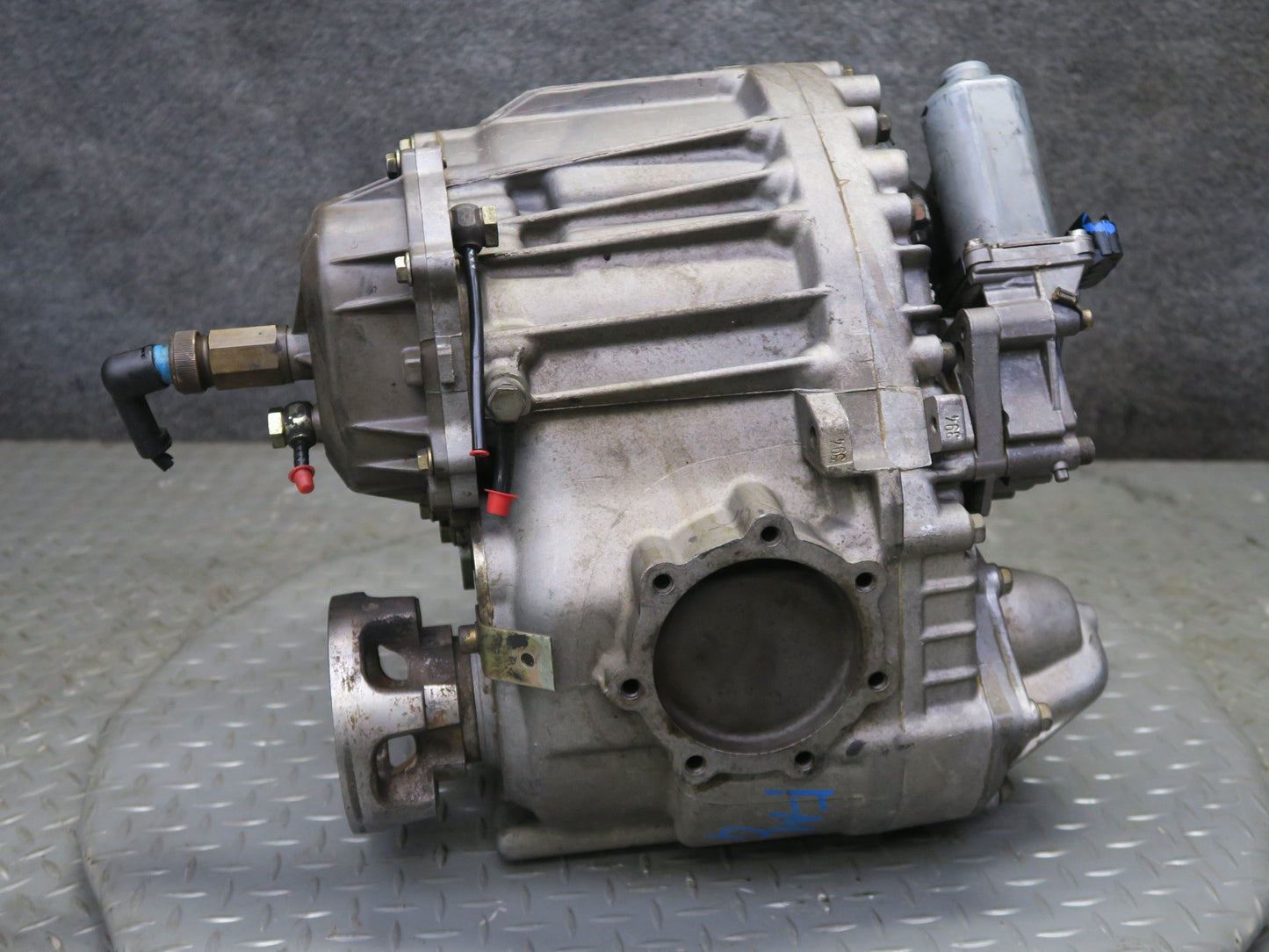 2002-2012 Mercedes W463 G500 Transfer Case Box Motor Assembly 4632810704