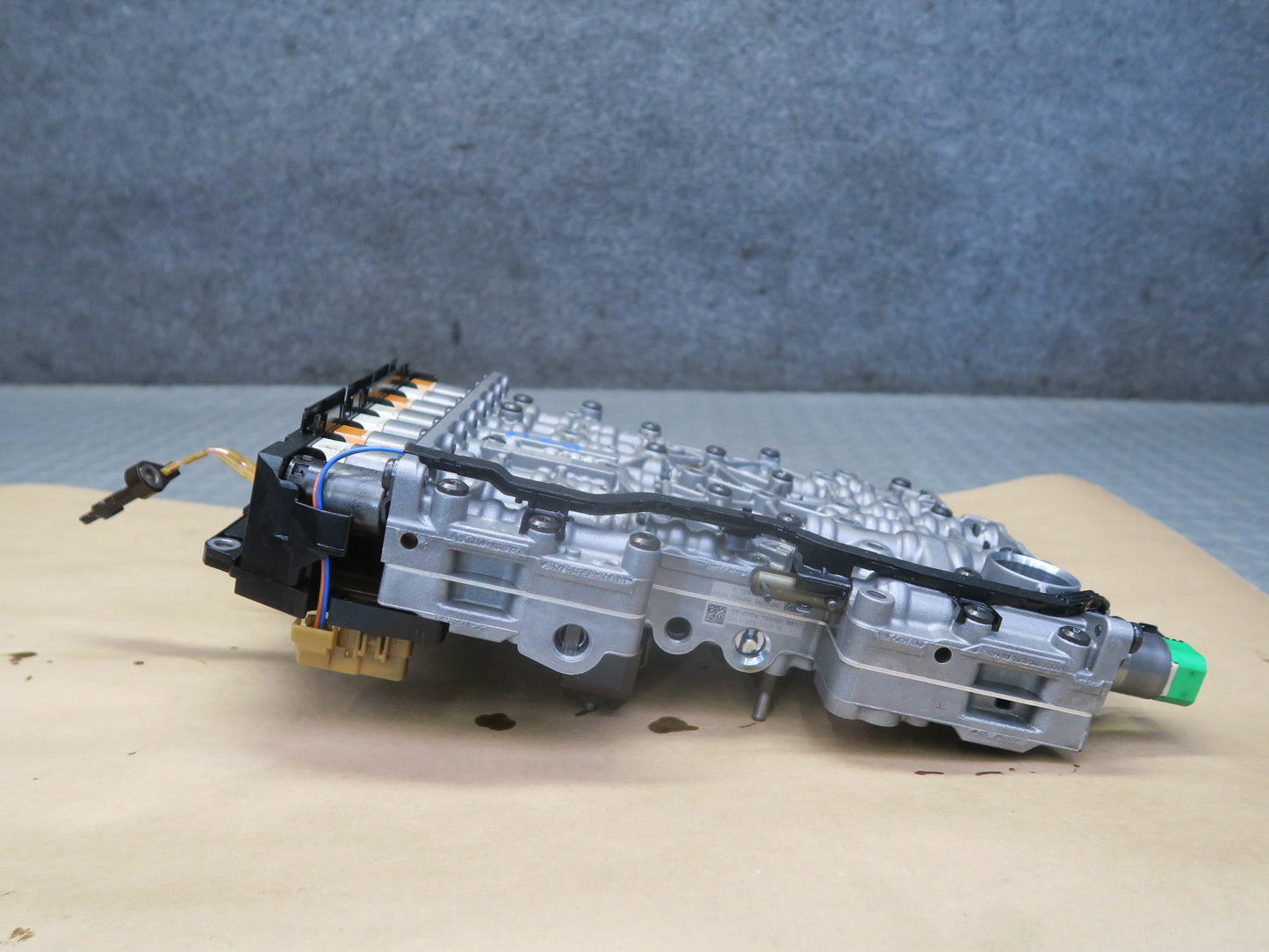12-16 BMW E89 Z4 28i N20 8HP-45Z Transmission Valve Body Mechatronic OEM