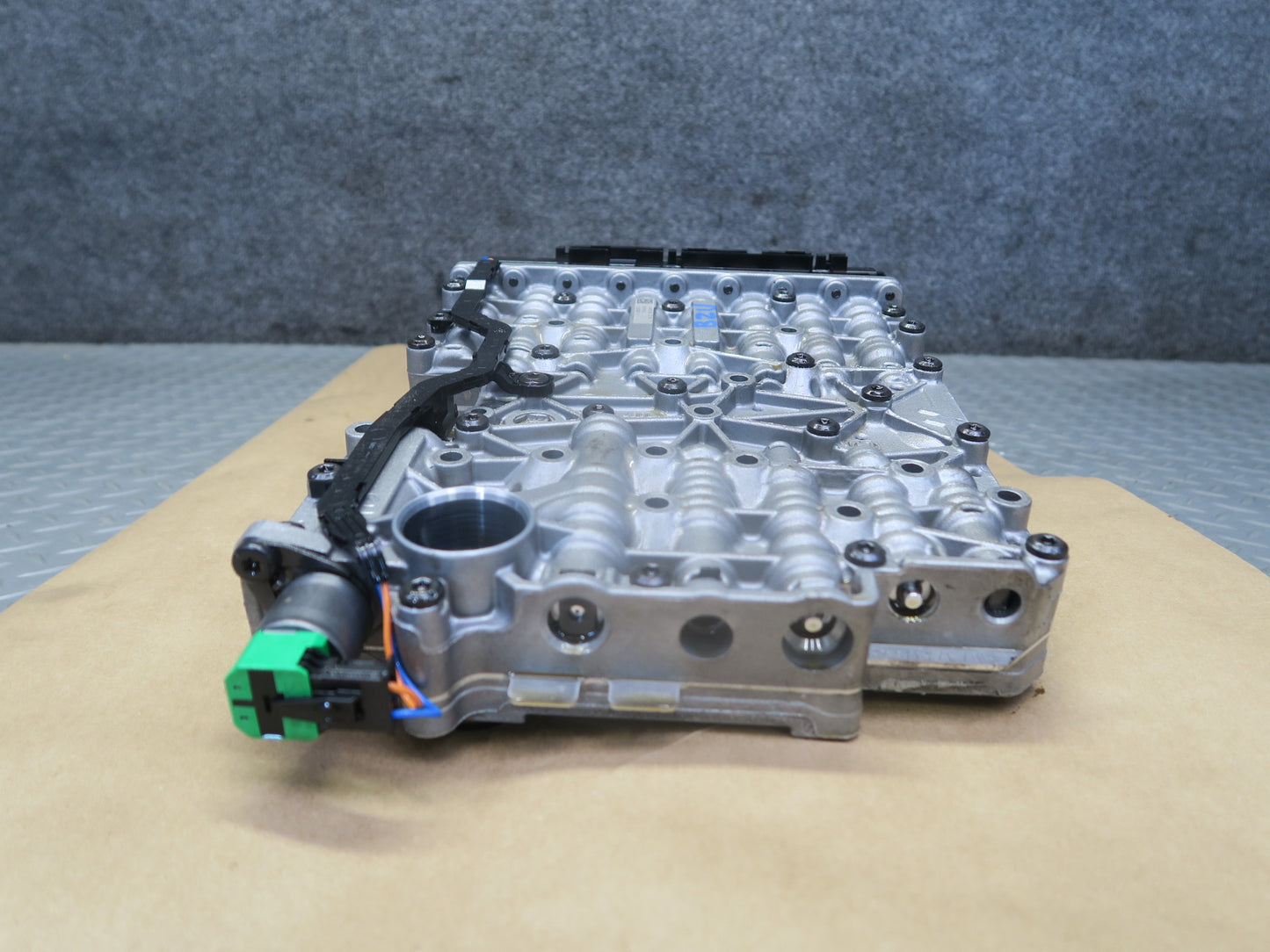 12-16 BMW E89 Z4 28i N20 8HP-45Z Transmission Valve Body Mechatronic OEM