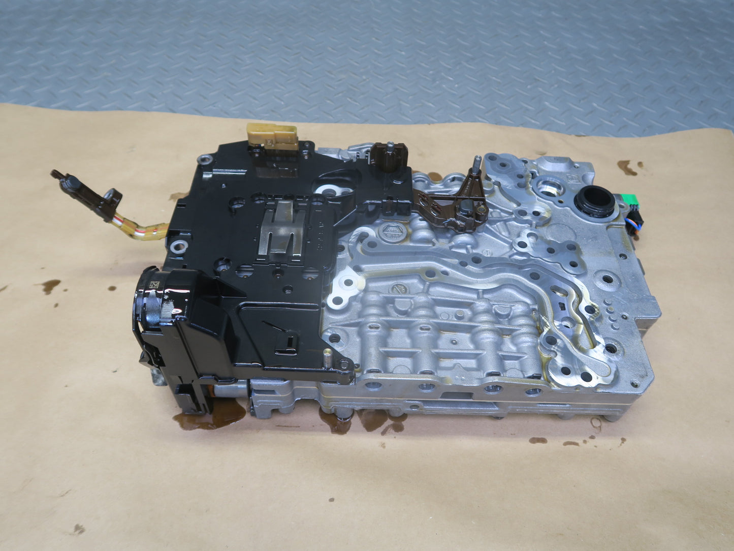 12-16 BMW E89 Z4 28i N20 8HP-45Z Transmission Valve Body Mechatronic OEM