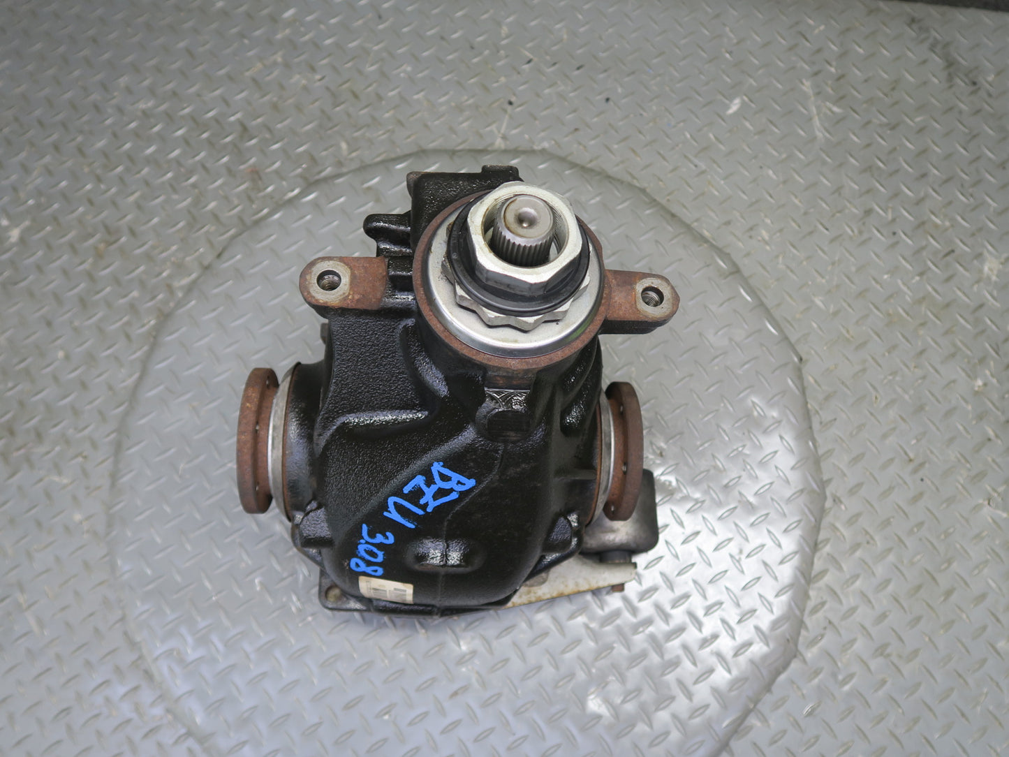 12-16 BMW E89 Z4 28i N20 RWD A/T Rear Differential Axle Carrier 3.08 Ratio OEM