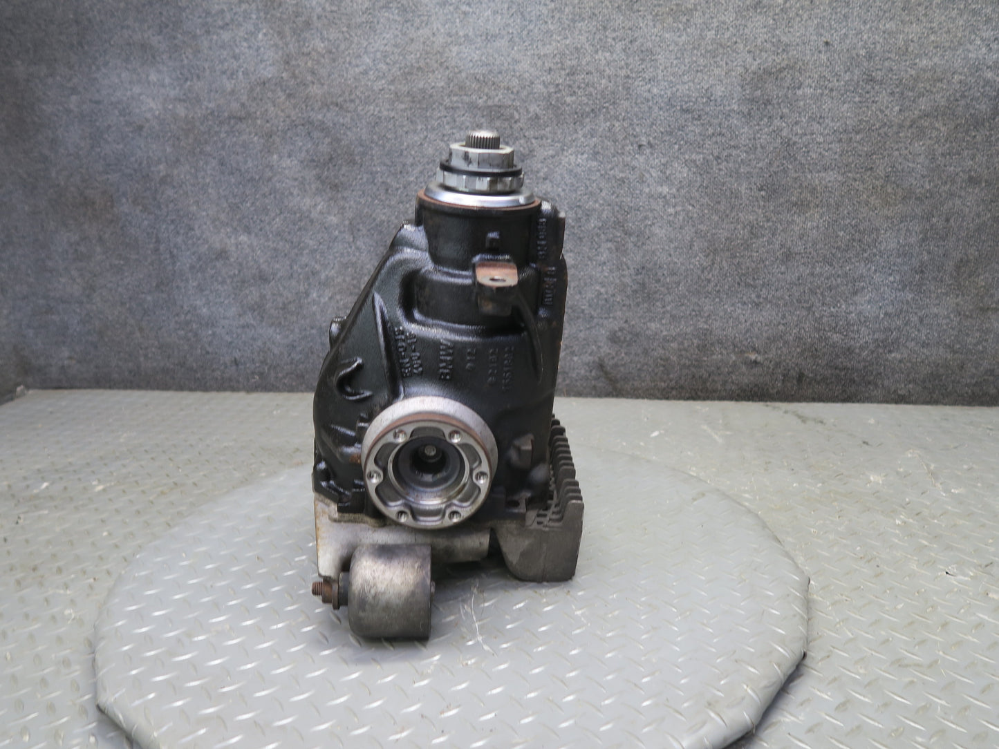 12-16 BMW E89 Z4 28i N20 RWD A/T Rear Differential Axle Carrier 3.08 Ratio OEM