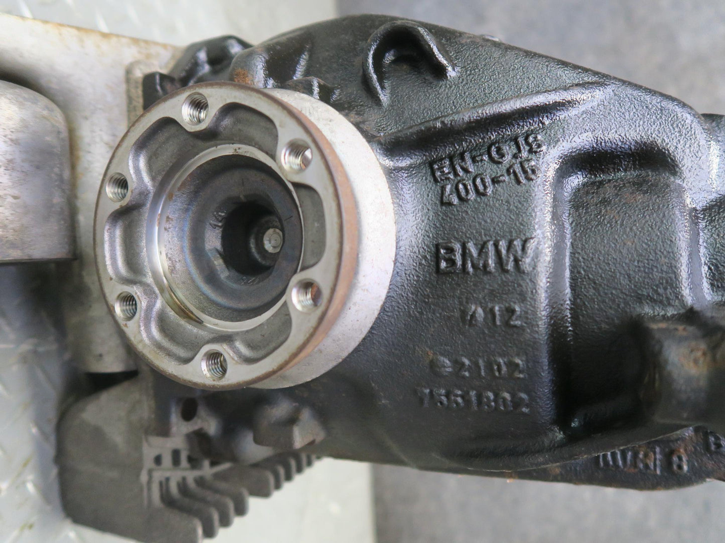 12-16 BMW E89 Z4 28i N20 RWD A/T Rear Differential Axle Carrier 3.08 Ratio OEM