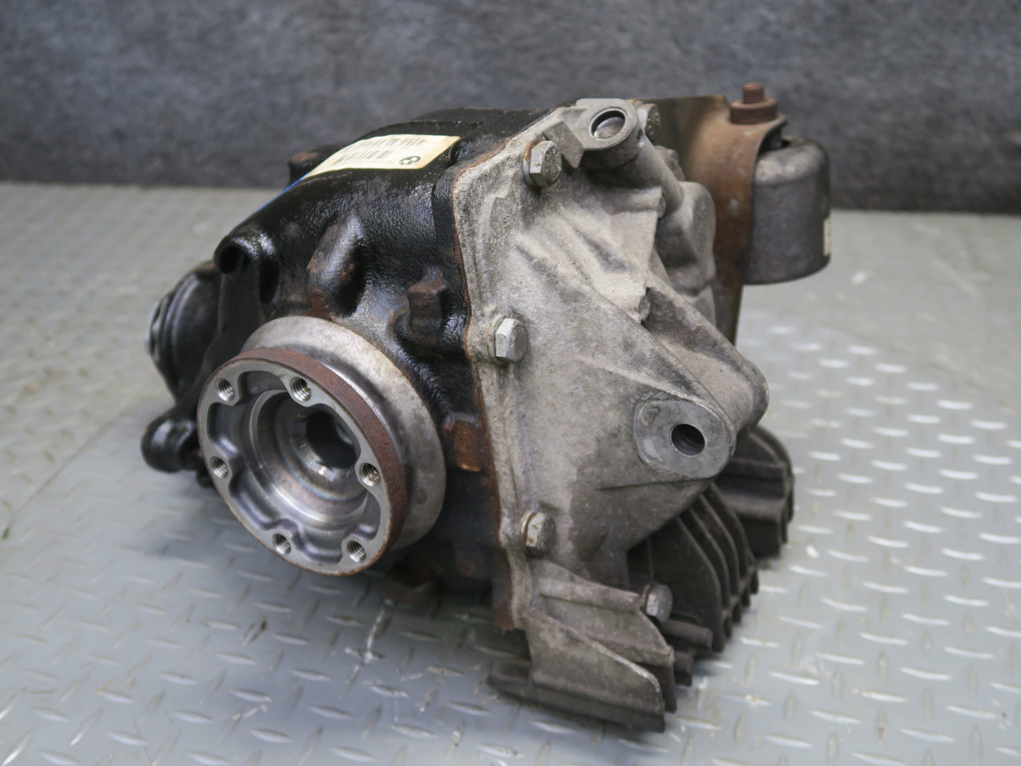 12-16 BMW E89 Z4 28i N20 RWD A/T Rear Differential Axle Carrier 3.08 Ratio OEM