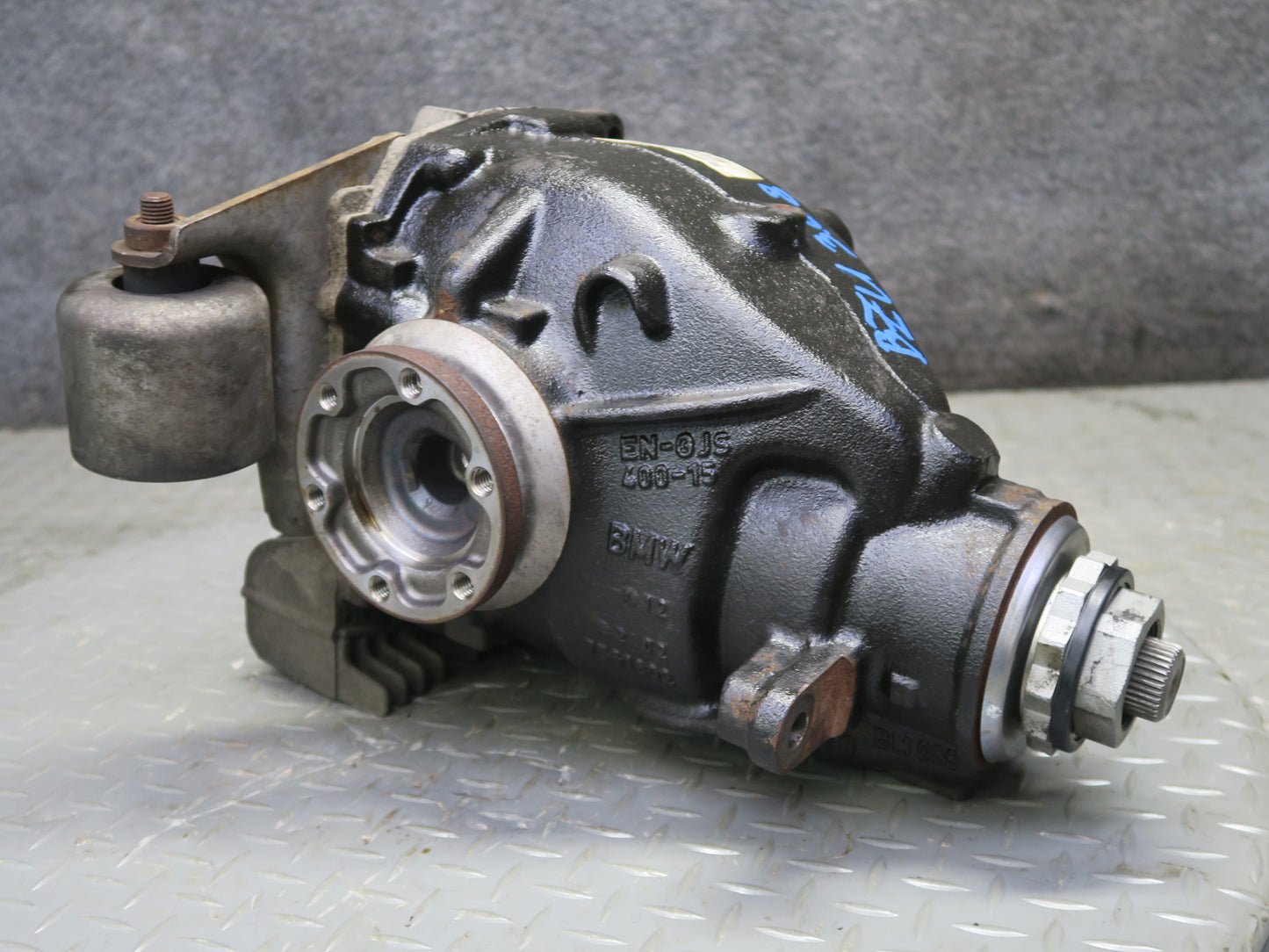 12-16 BMW E89 Z4 28i N20 RWD A/T Rear Differential Axle Carrier 3.08 Ratio OEM