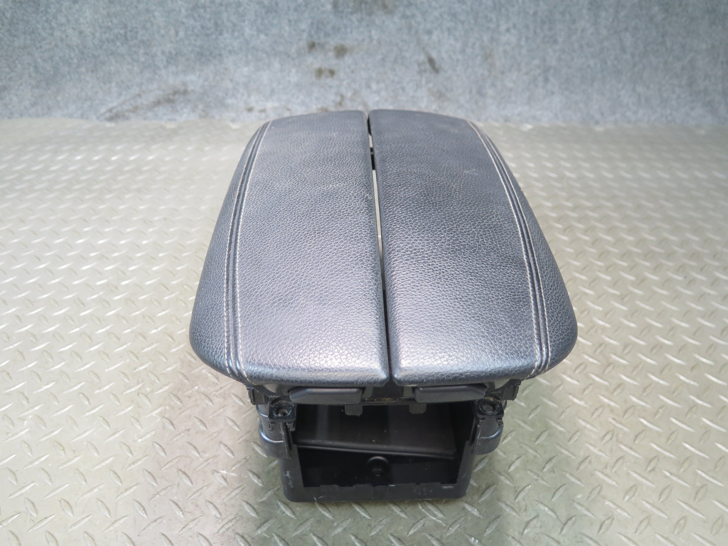 2014-2018 BMW F15 X5 Front Center Console Leather Armrest Compartment Storage