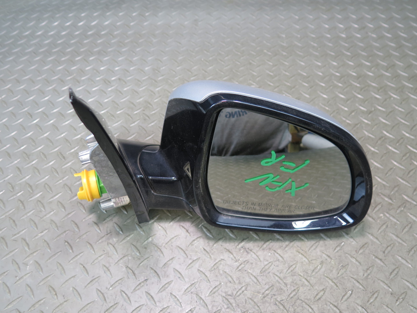 14-18 BMW F15 X5 Front Right Door Exterior Side View Blind Spot Mirror W/ Camera