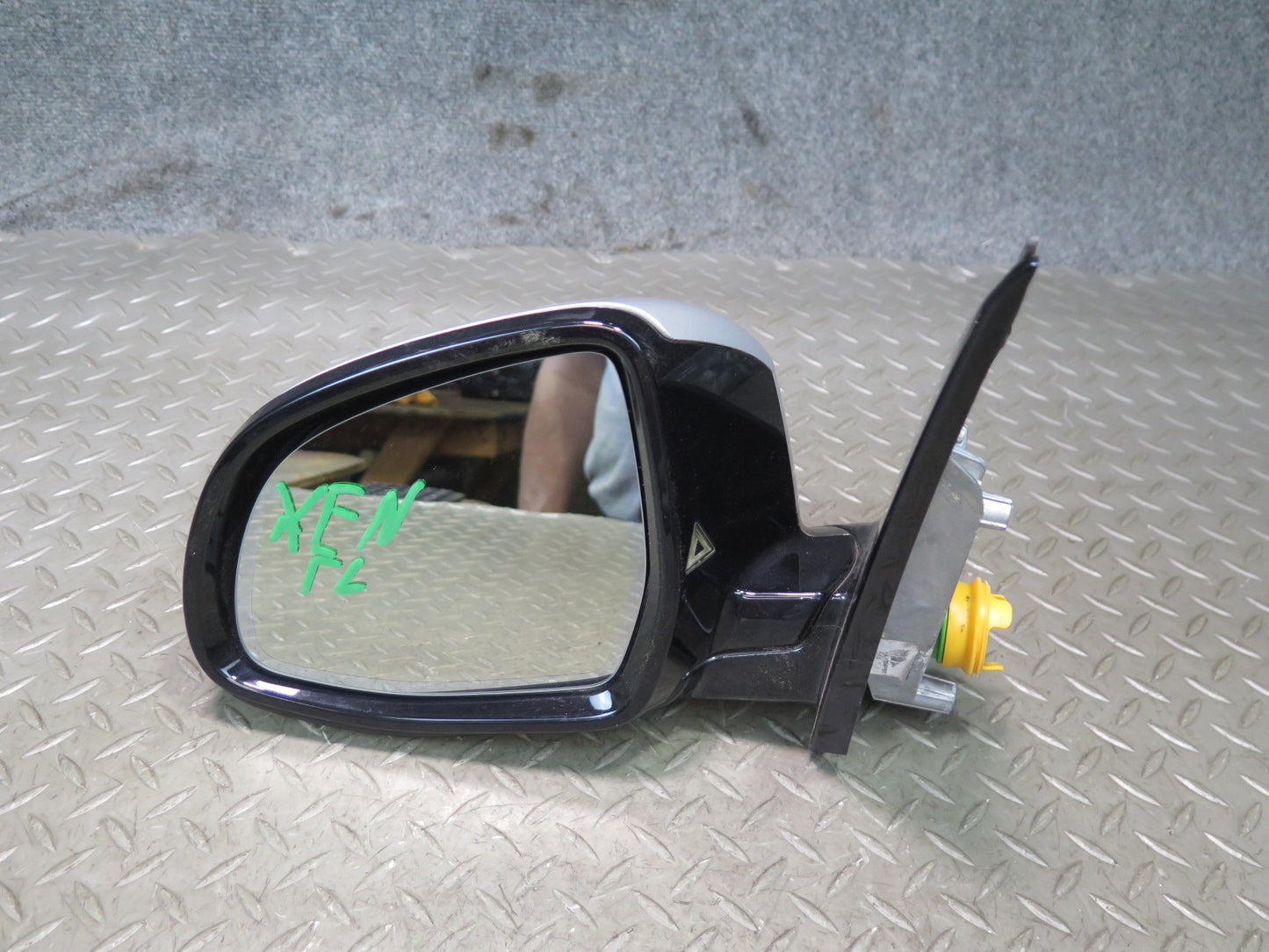 14-18 BMW F15 X5 Front Left Door Exterior Side View Blind Spot Mirror W/ Camera