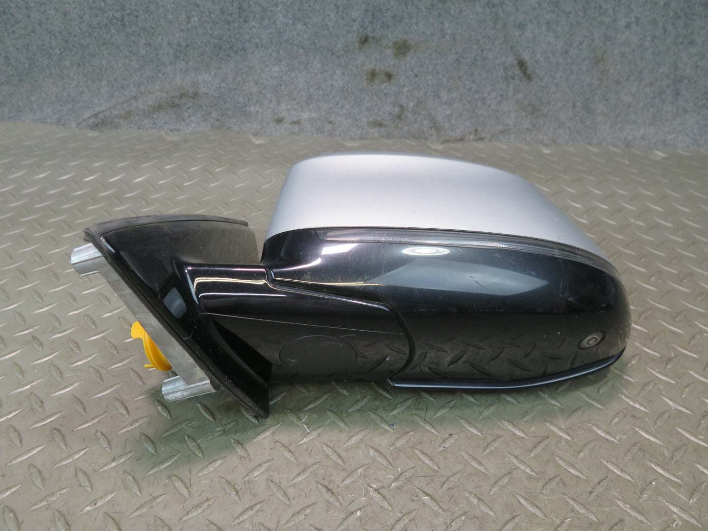 14-18 BMW F15 X5 Front Left Door Exterior Side View Blind Spot Mirror W/ Camera